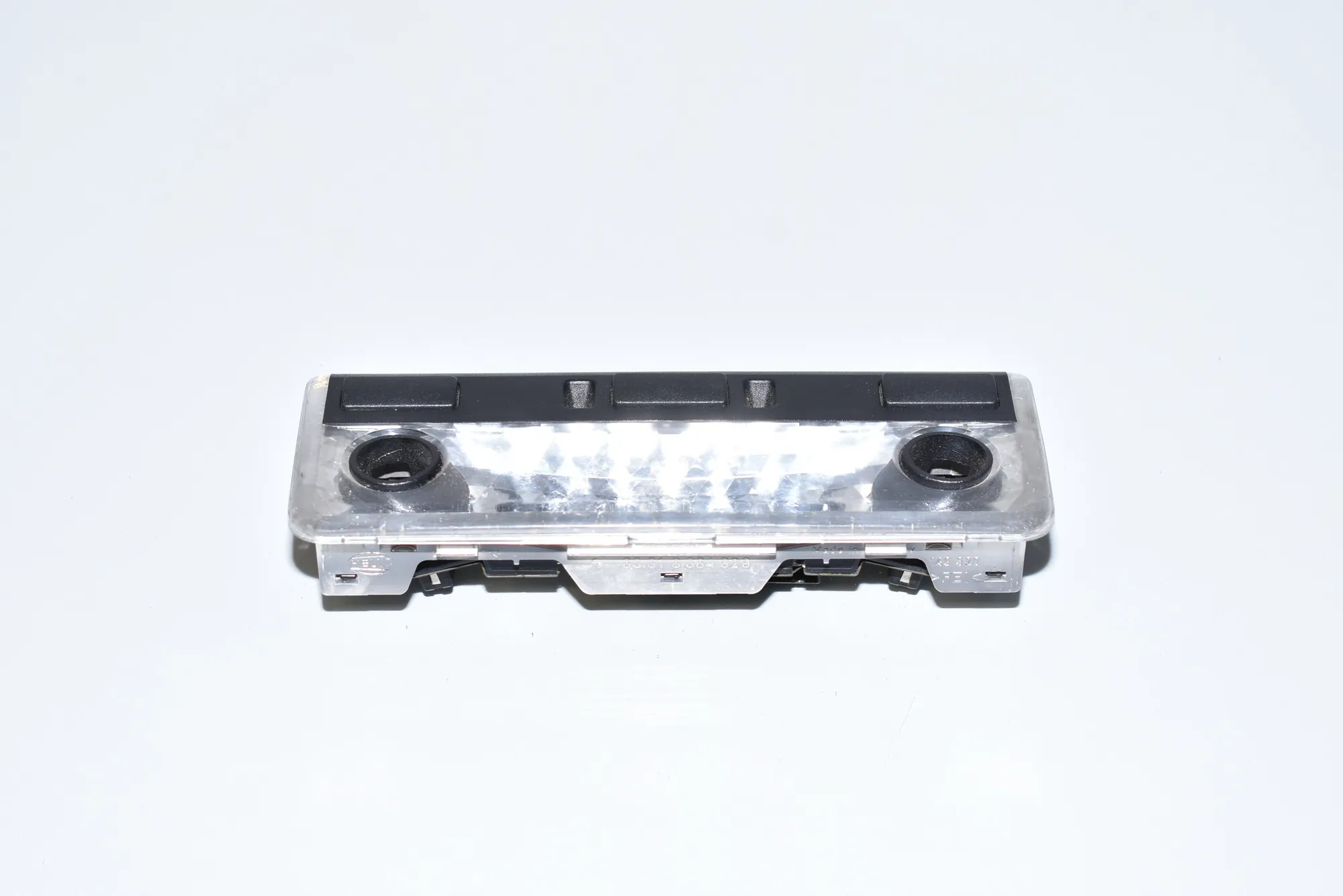 Interior Lighting – OEM 8364929 · BMW Z4 Roadster (E85) BMW Z4 Roadster (E85) 2.0 i 2007