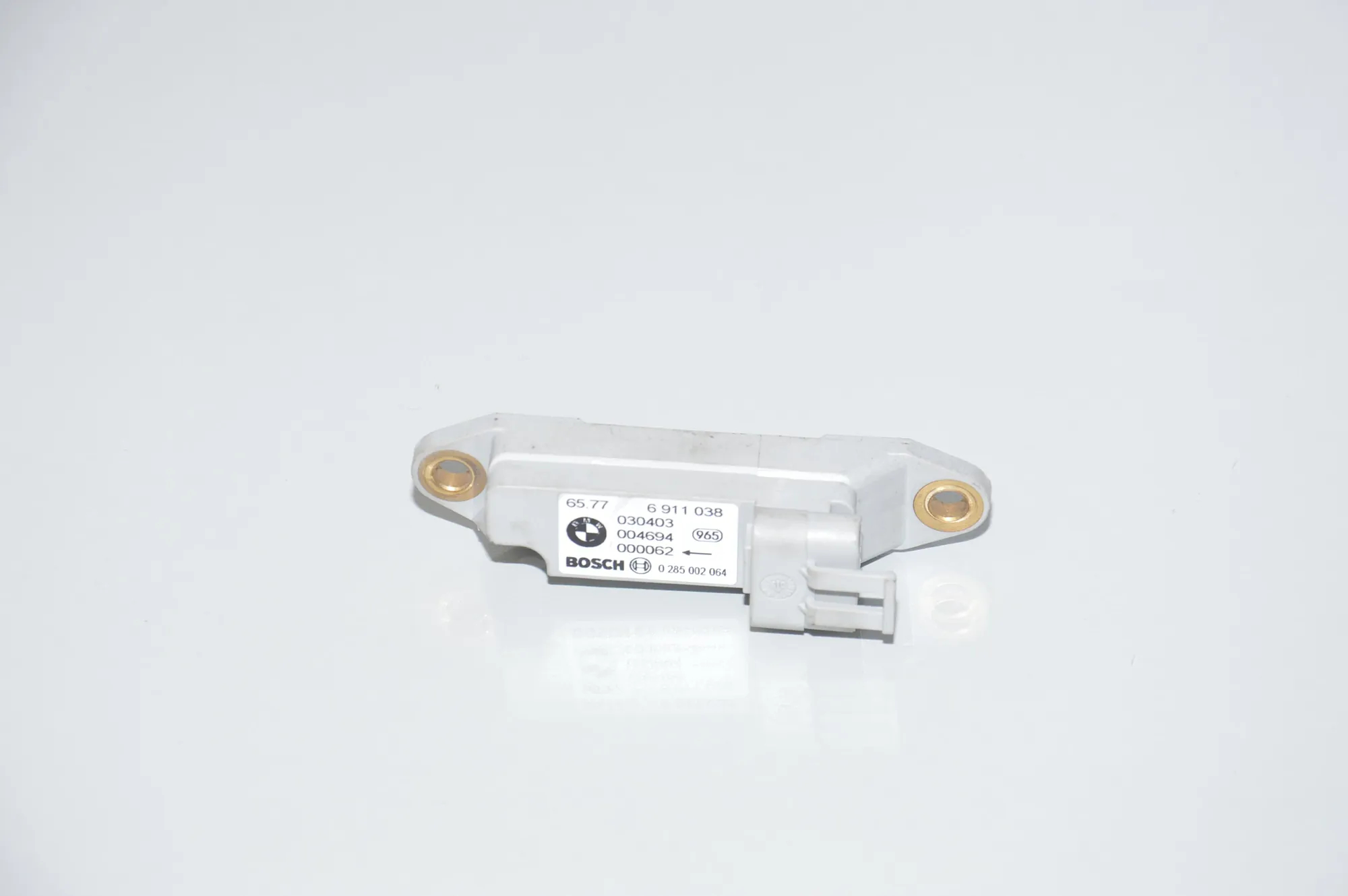 Front Right Impact Sensor – OEM 6911038 · BMW 3 Coupe (E46) BMW 3 Coupe (E46) 316 Ci 2000