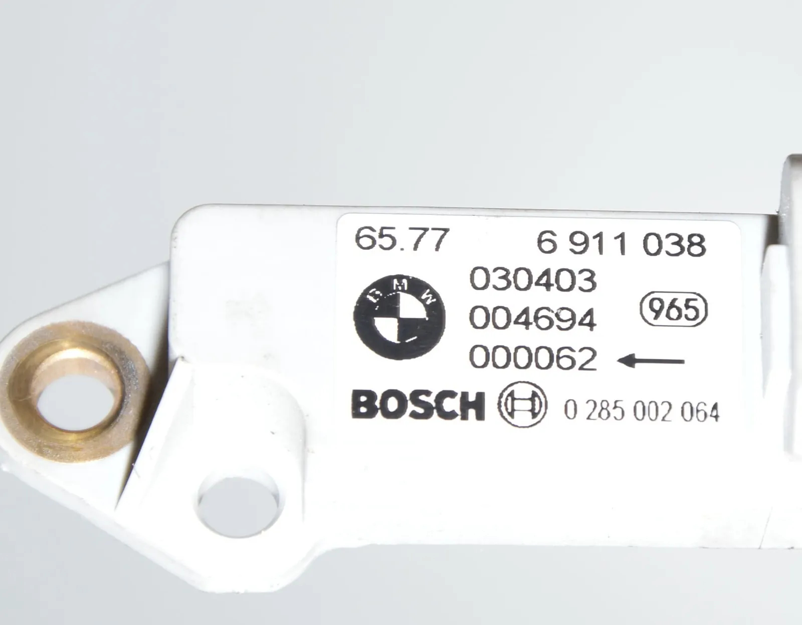 Front Right Impact Sensor – OEM 6911038 · BMW 3 Coupe (E46) BMW 3 Coupe (E46) 316 Ci 2000 – 5