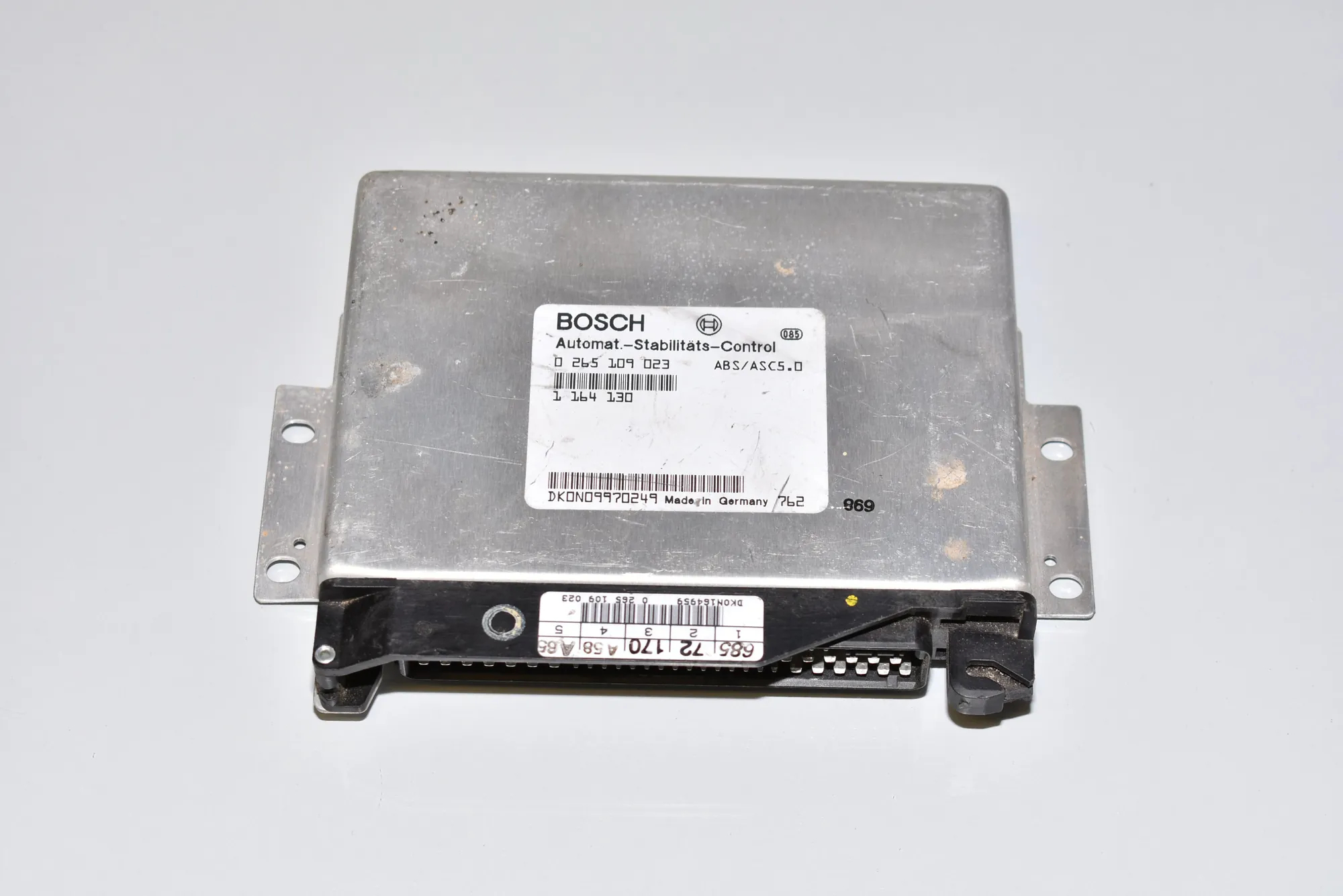 Engine Control Unit – OEM 0265109023 · BMW 5 (E39) BMW 5 (E39) 528 i 1999