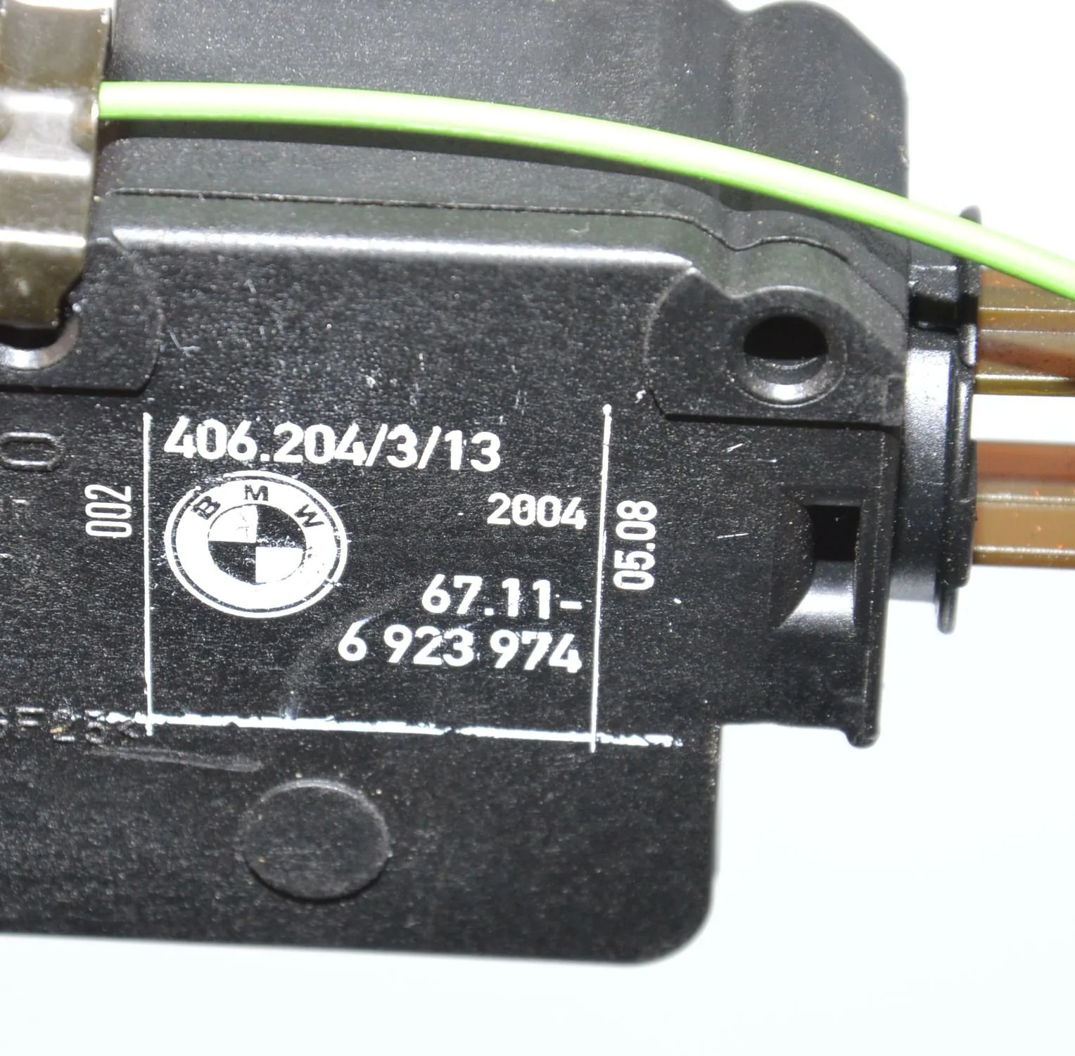 Fuel Tank Cover Lock – OEM 6923974 · BMW X5 (E53) BMW X5 (E53) 3.0 d 2002 – 5
