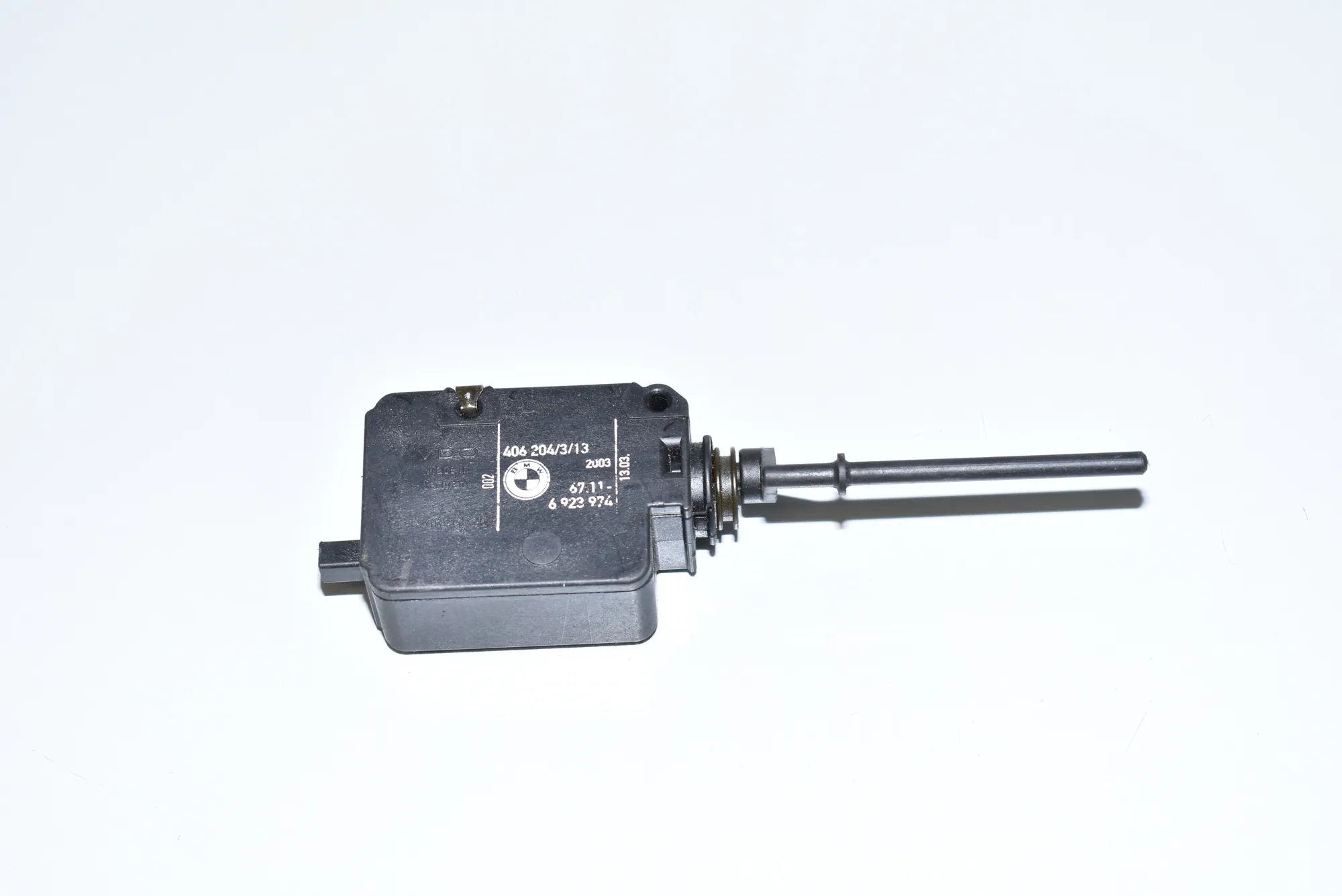 Fuel Tank Cover Lock – OEM 6923974 · BMW X5 (E53) BMW X5 (E53) 3.0 d 2004