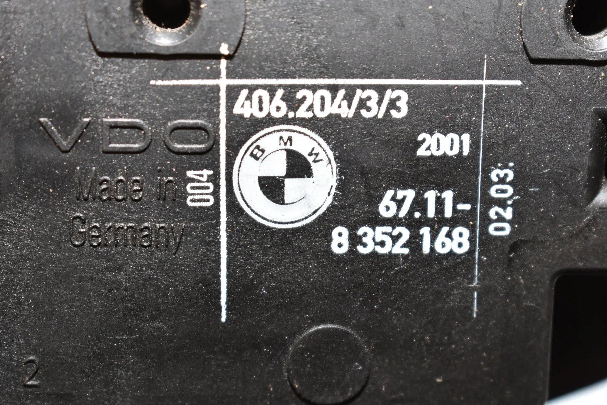 Fuel Tank Cover Lock – OEM 8352168 · BMW 5 (E39) BMW 5 (E39) 525 d 2003 – 4