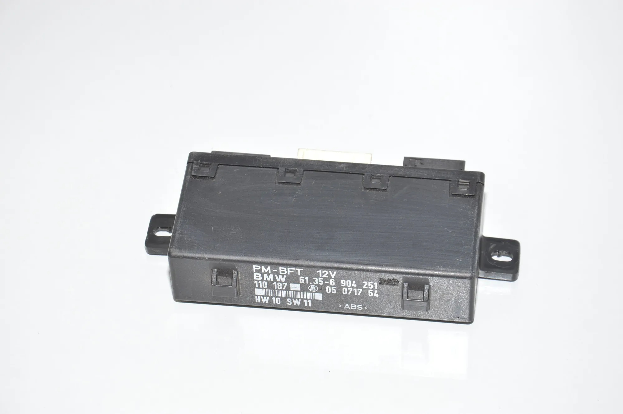 Front Left Door Control Unit – OEM 6904251 · BMW 5 (E39) BMW 5 (E39) 525 d 2001 – 2