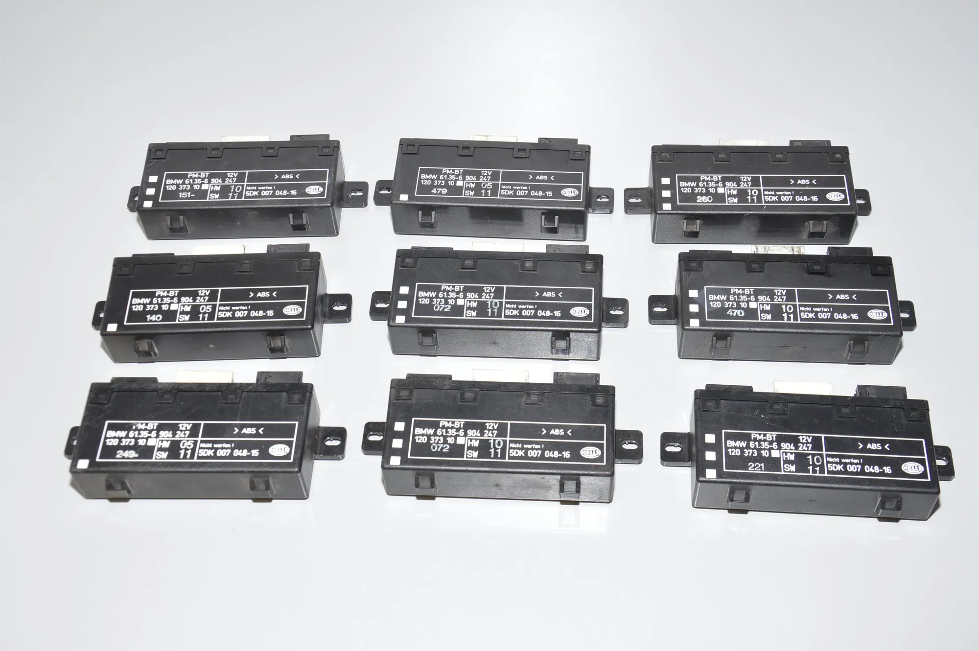 Front Left Door Control Unit – OEM 6904247 · BMW 5 Touring (E39) BMW 5 Touring (E39) 530 d 2000