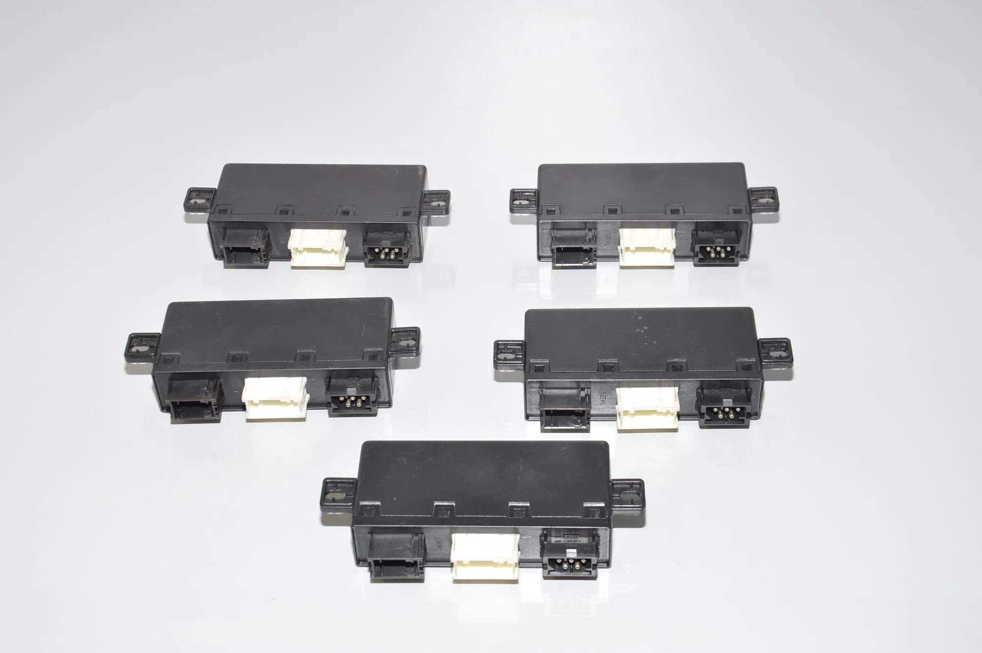 Front Left Door Control Unit – OEM 6904254 · BMW 5 (E39) BMW 5 (E39) 530 d 2001 – 3