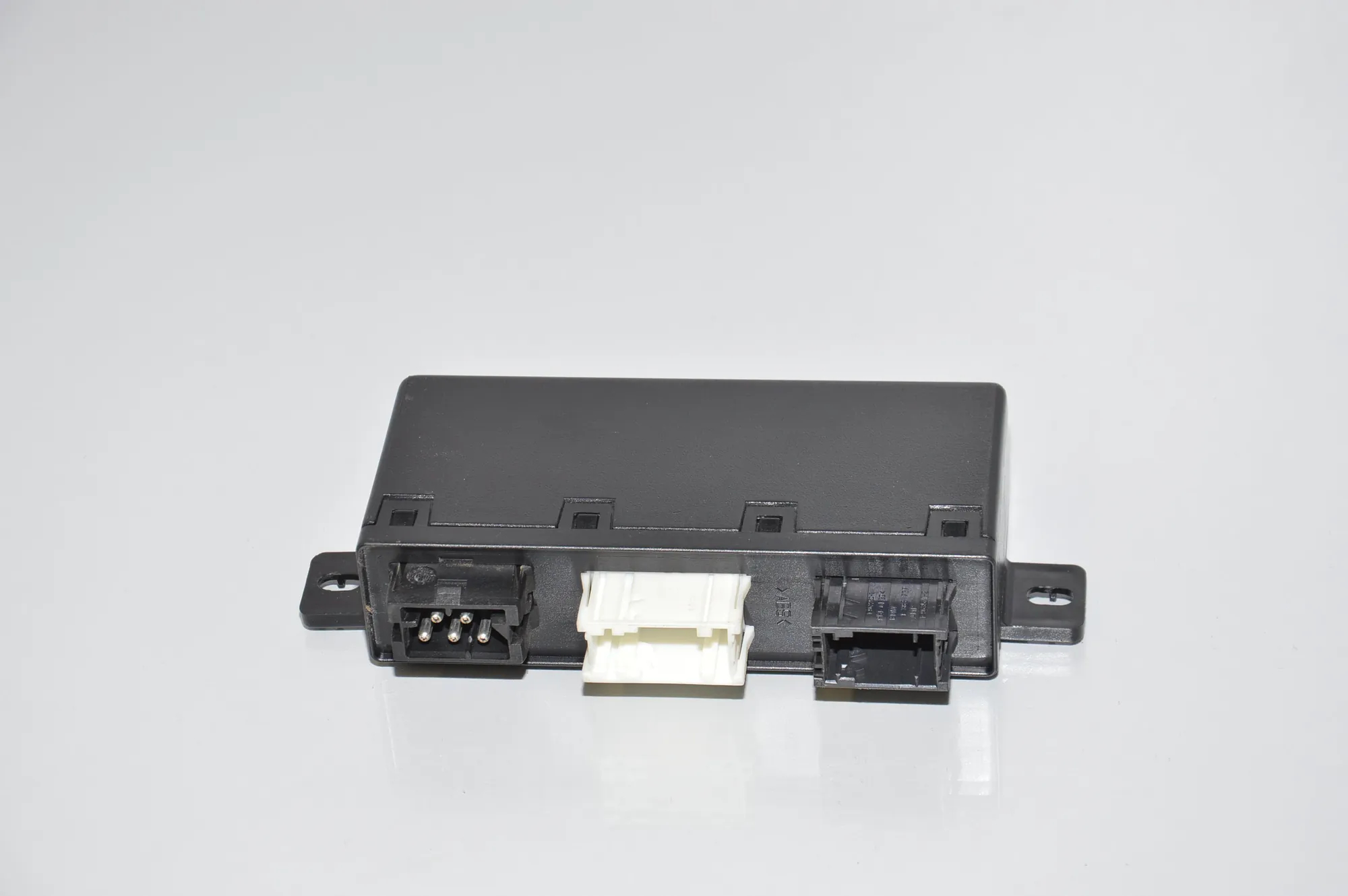 Front Left Door Control Unit – OEM 6904254 · BMW 5 (E39) BMW 5 (E39) 530 d 2001 – 3