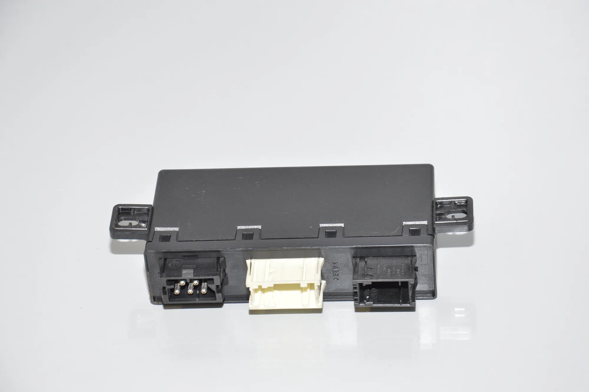 Front Left Door Control Unit – OEM 6904251 · BMW 5 (E39) BMW 5 (E39) 525 d 2000 – 3