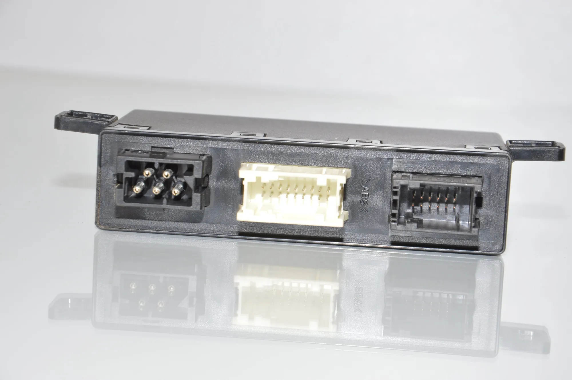 Front Left Door Control Unit – OEM 6904251 · BMW 5 (E39) BMW 5 (E39) 525 d 2000 – 4