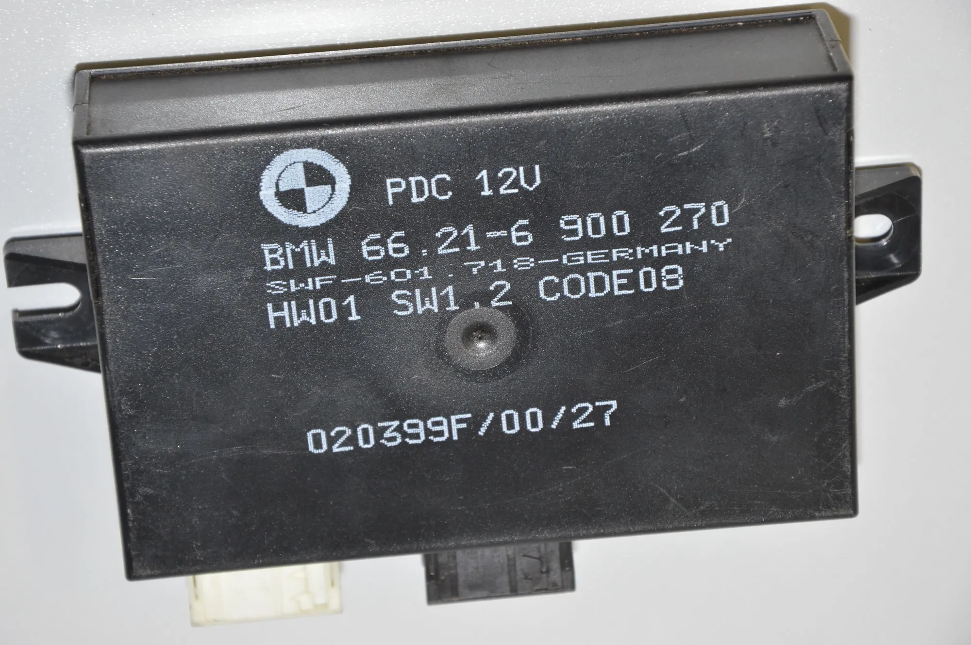 PDC Parking Sensor Control Unit – OEM 6900270 · BMW 5 Touring (E39) BMW 5 Touring (E39) 530 d 1998 – 4