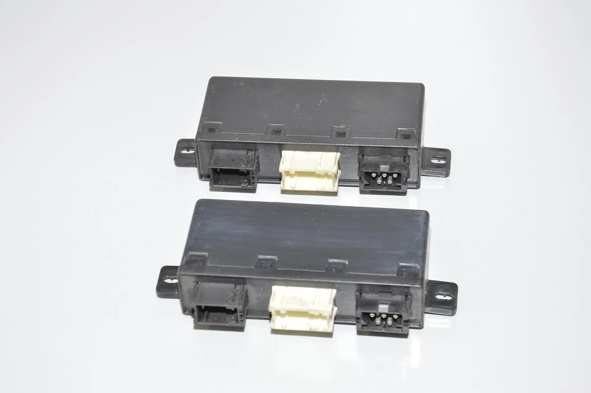 Front Left Door Control Unit – OEM 8378773 · BMW 5 Touring (E39) BMW 5 Touring (E39) 530 d 1998 – 2