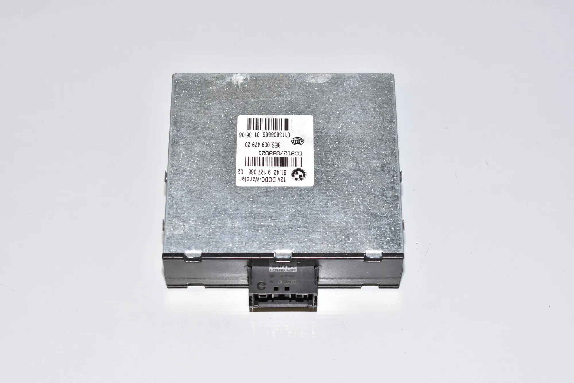 Voltage Control Unit – OEM 9127088 · BMW 3 Cabrio (E93) BMW 3 Cabrio (E93) 320 d 2012