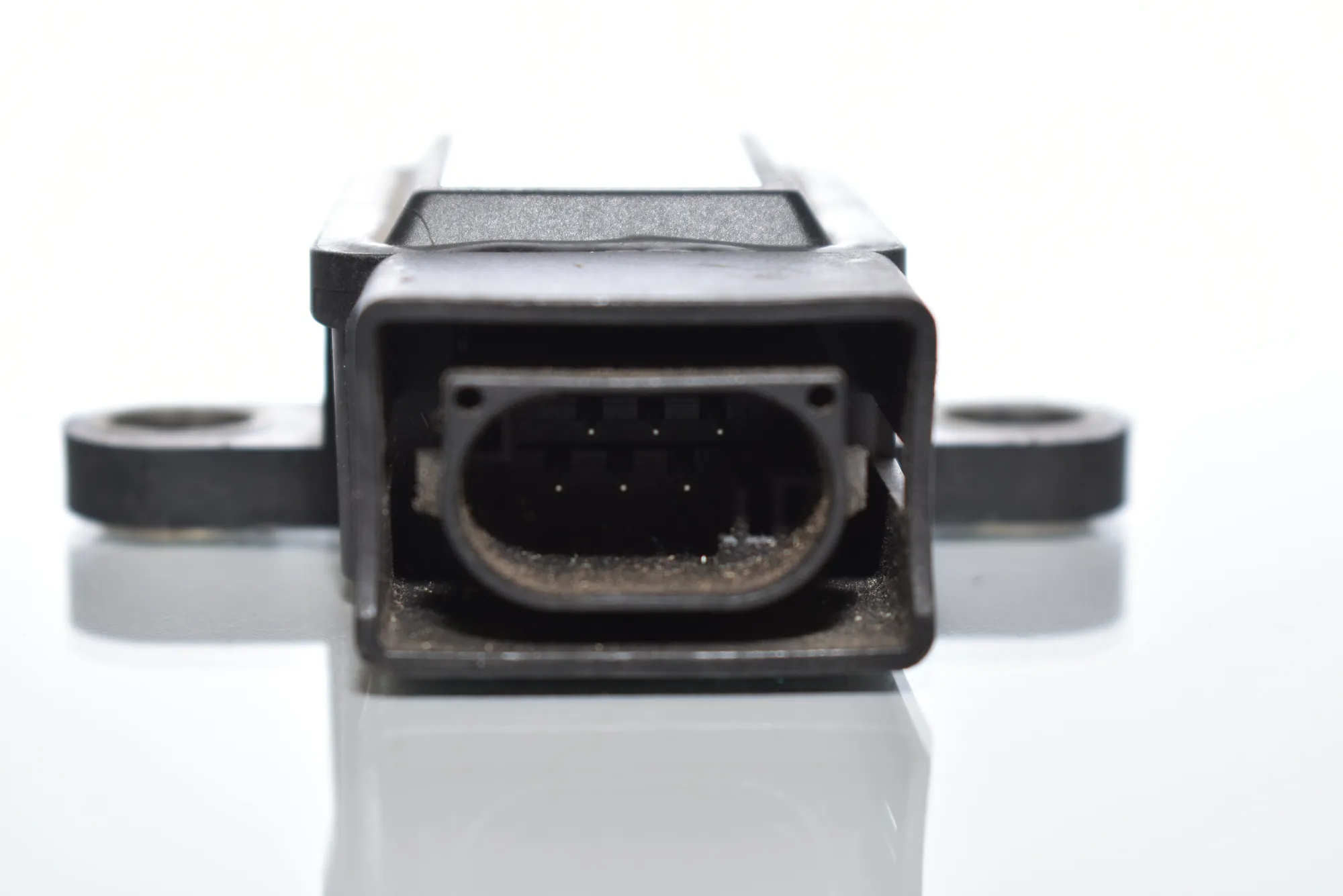 Acceleration Sensor – OEM 0265005215 · BMW 5 (E60) BMW 5 (E60) 530 d 2006 – 3