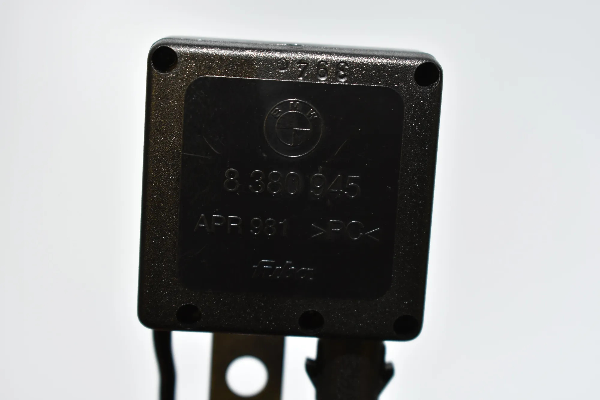 Antenna – OEM 8380945 · BMW X5 (E53) BMW X5 (E53) 3.0 d 2004 – 5