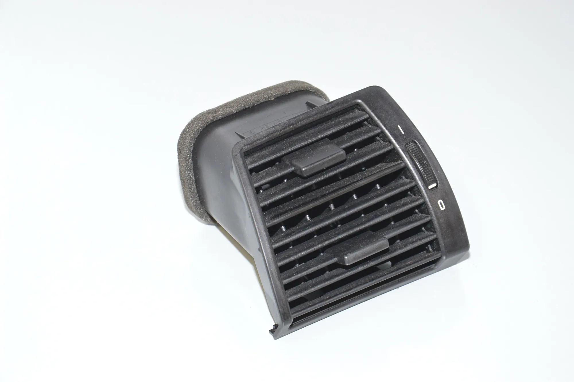Dashboard Air Vents – OEM 8402215 · BMW X5 (E53) BMW X5 (E53) 3.0 d 2001