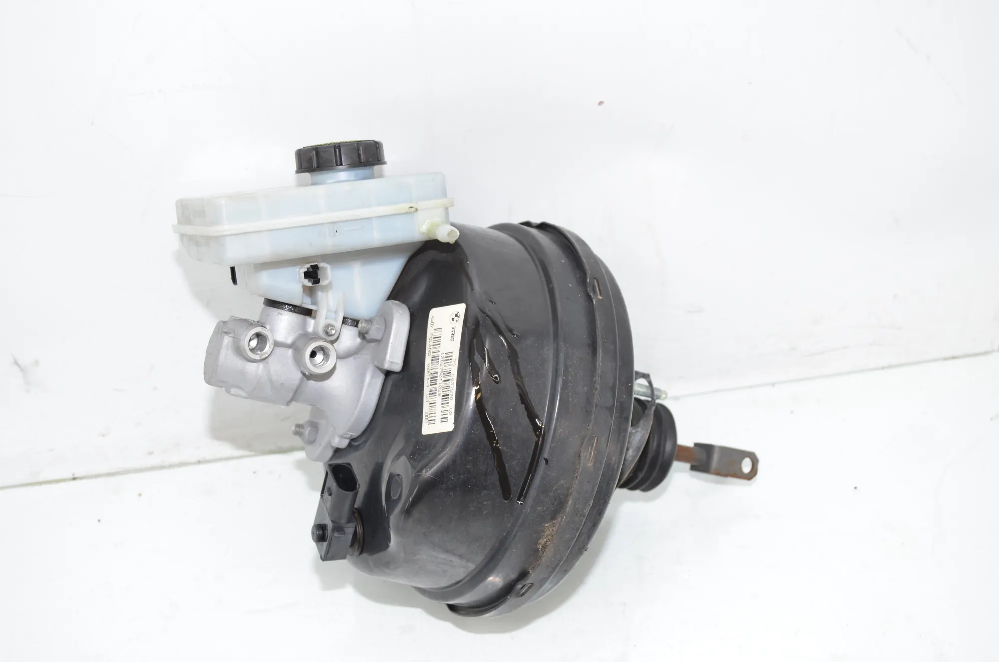 Brake Servo Booster – OEM 6857870 · BMW X3 (F25) xDrive 20 d 2012 – 2