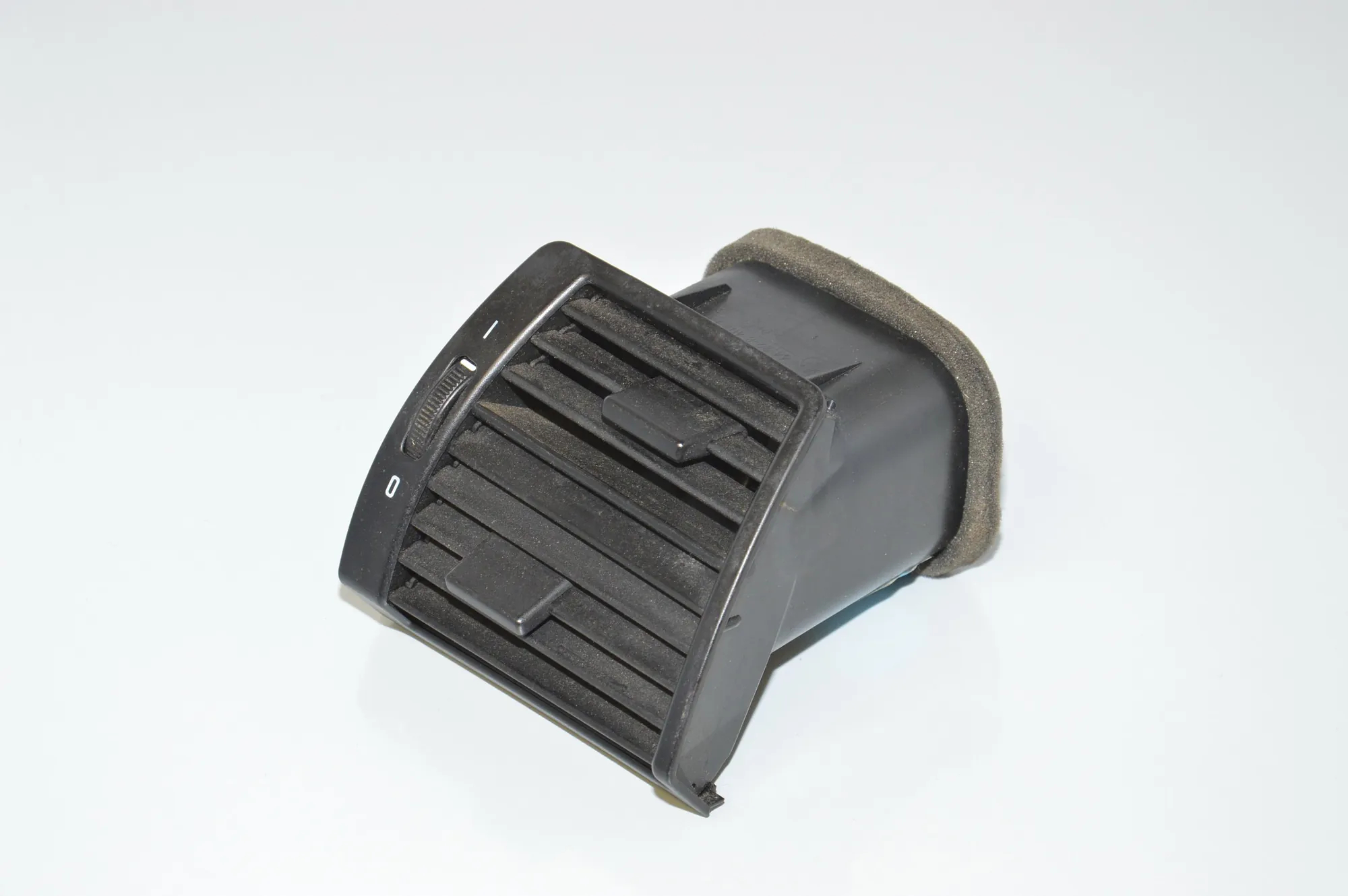 Dashboard Air Vents – OEM 8402216 · BMW X5 (E53) BMW X5 (E53) 3.0 d 2001 – 2