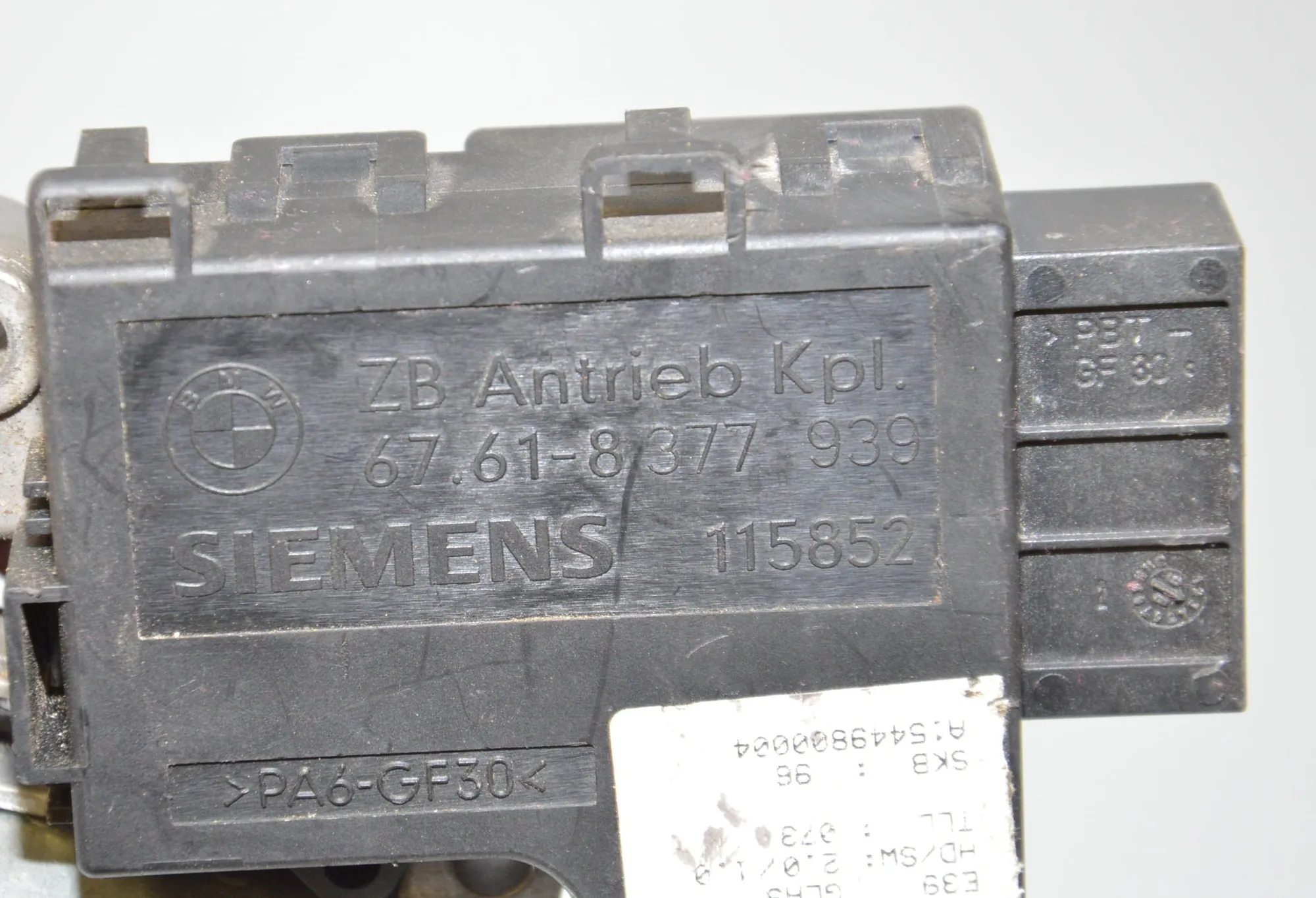 Sunroof Control Module – OEM 8377939 · BMW X5 (E53) BMW X5 (E53) 3.0 d 2001 – 6