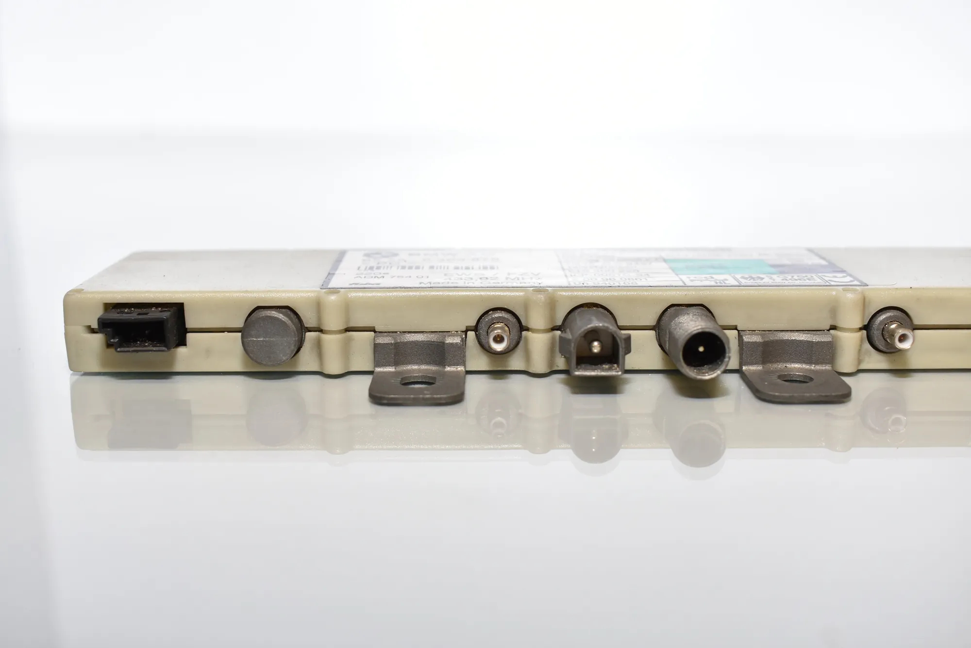 Antenna – OEM 8368879 · BMW 5 Touring (E39) BMW 5 Touring (E39) 525 d 2002 – 3