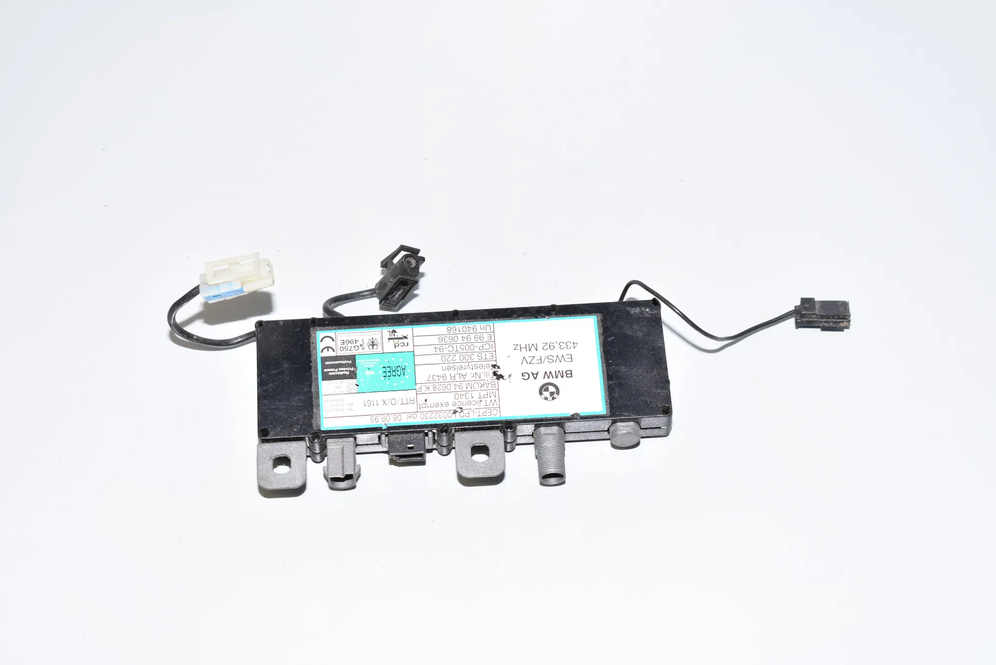 Antenna – OEM 8364084 · BMW 5 (E39) BMW 5 (E39) 530 d 2000 – 3