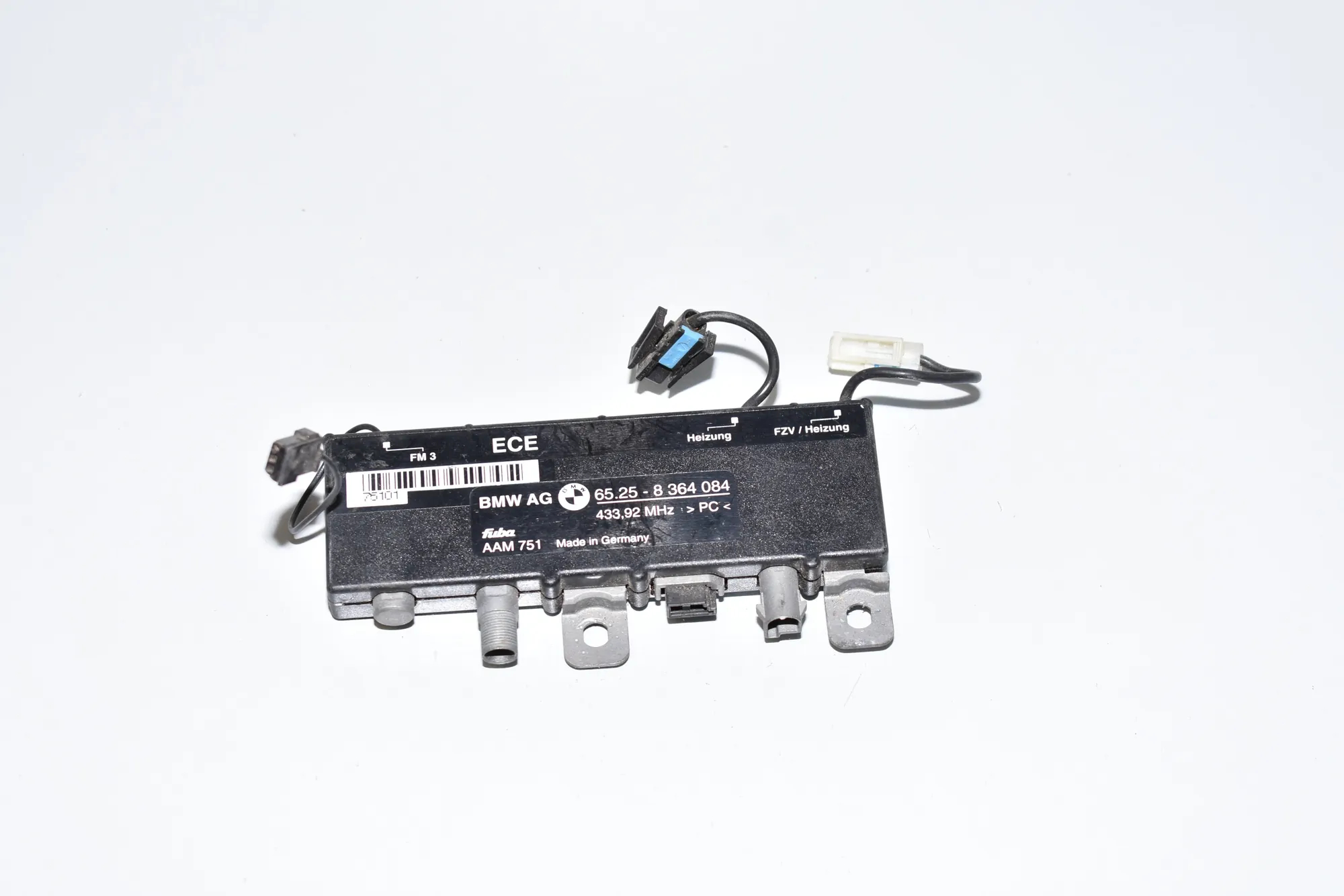 Antenna – OEM 8364084 · BMW 5 (E39) BMW 5 (E39) 530 d 2000