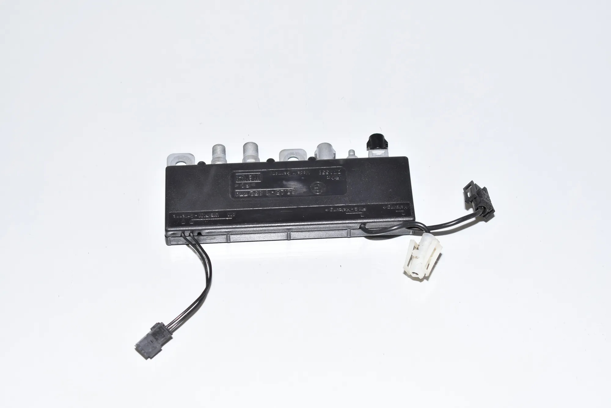 Antenna – OEM 8352774 · BMW 7 (E38) BMW 7 (E38) 730 d 2000 – 3