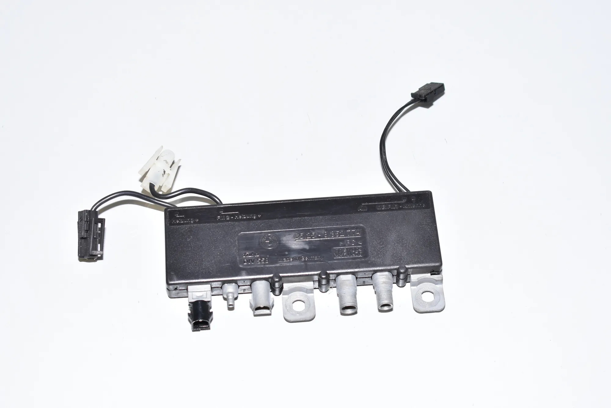 Antenna – OEM 8352774 · BMW 7 (E38) BMW 7 (E38) 730 d 2000