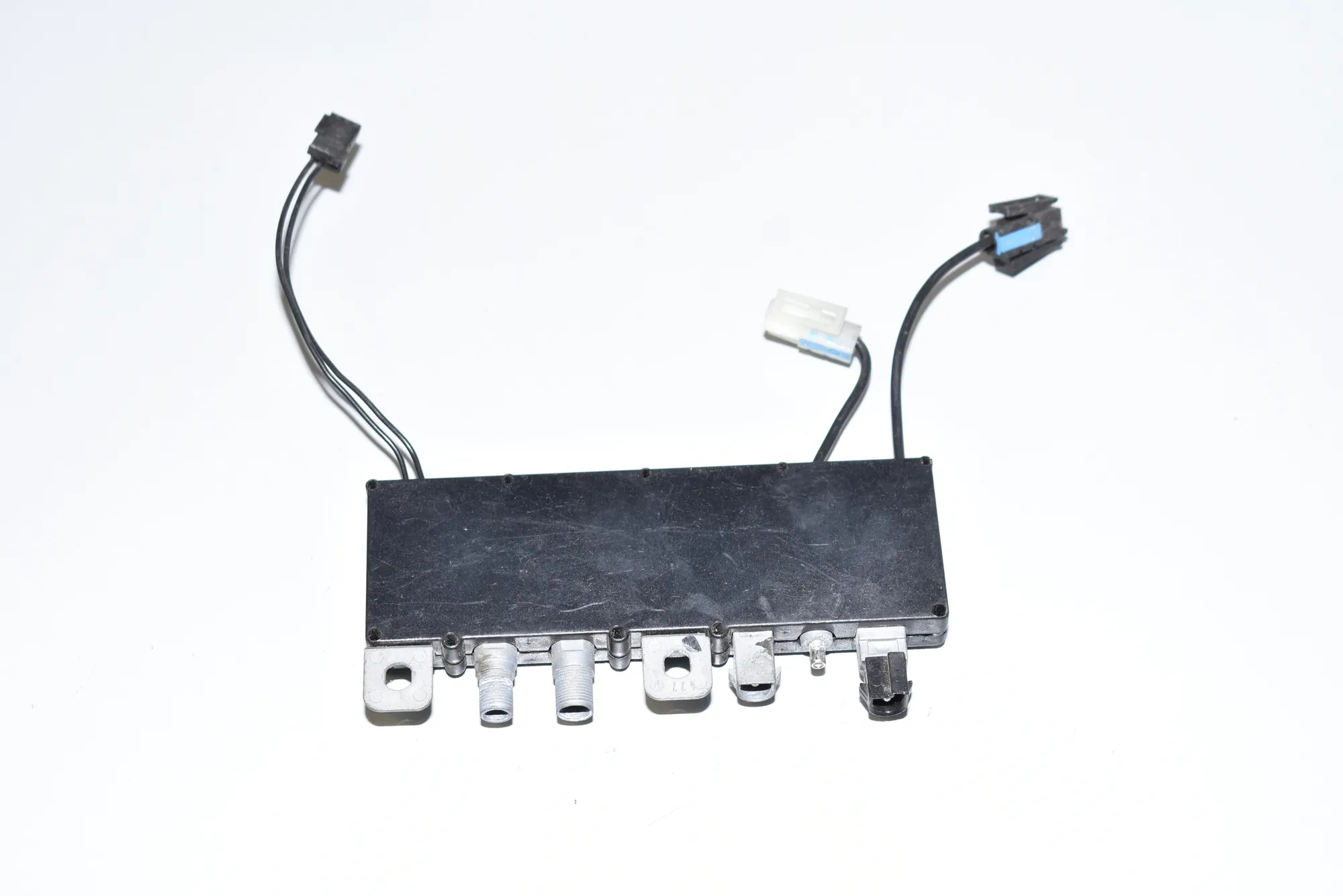 Antenna – OEM 8352774 · BMW 5 (E39) BMW 5 (E39) 530 d 2000 – 3