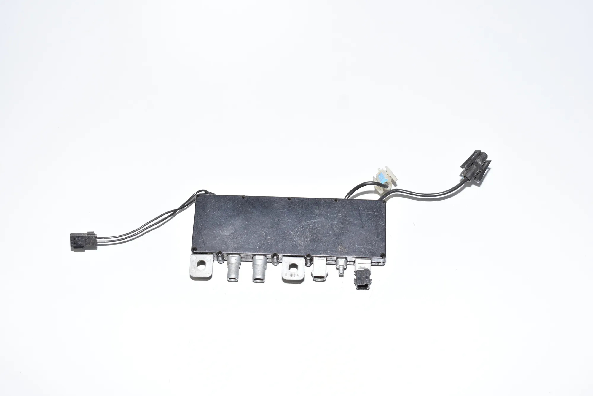 Antenna – OEM 8352774 · BMW 5 (E39) BMW 5 (E39) 530 d 2000 – 3