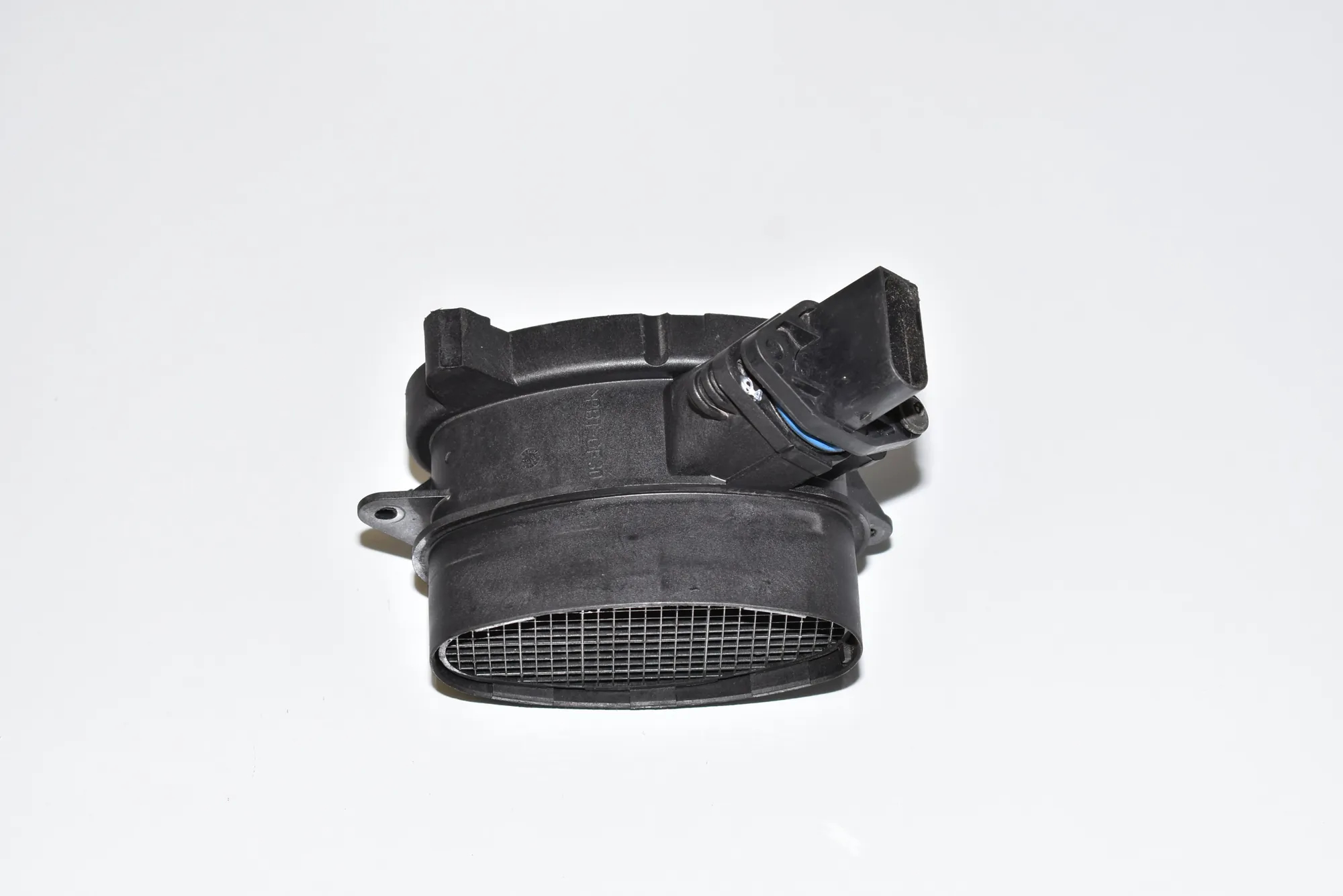 Mass Air Flow Sensor MAF – OEM 2247002 · BMW 5 Touring (E39) BMW 5 Touring (E39) 530 d 2000 – 3