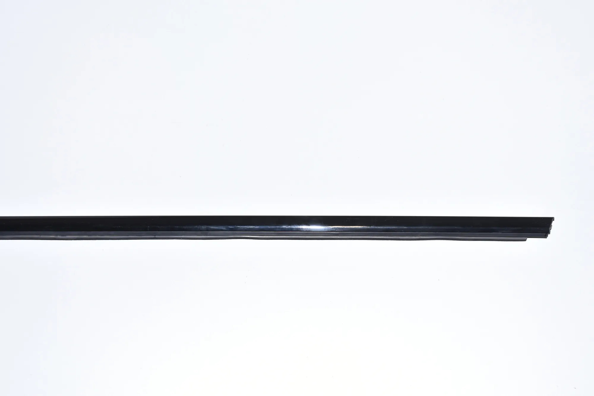 Front Left Door Window Strip · BMW i8 (I12) BMW i8 (I12) hybrid 2018 – 2