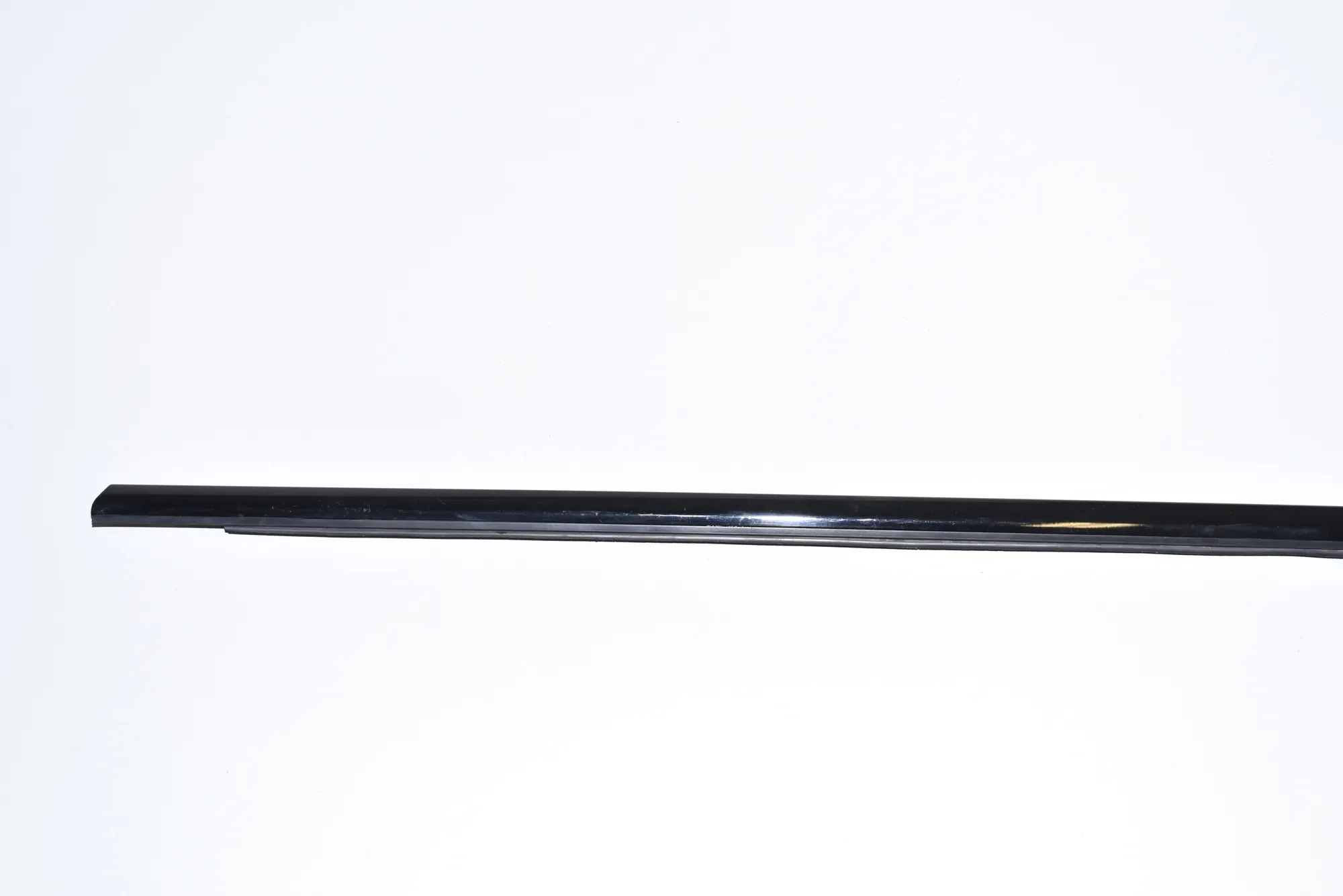 Front Left Door Window Strip · BMW i8 (I12) BMW i8 (I12) hybrid 2018 – 3