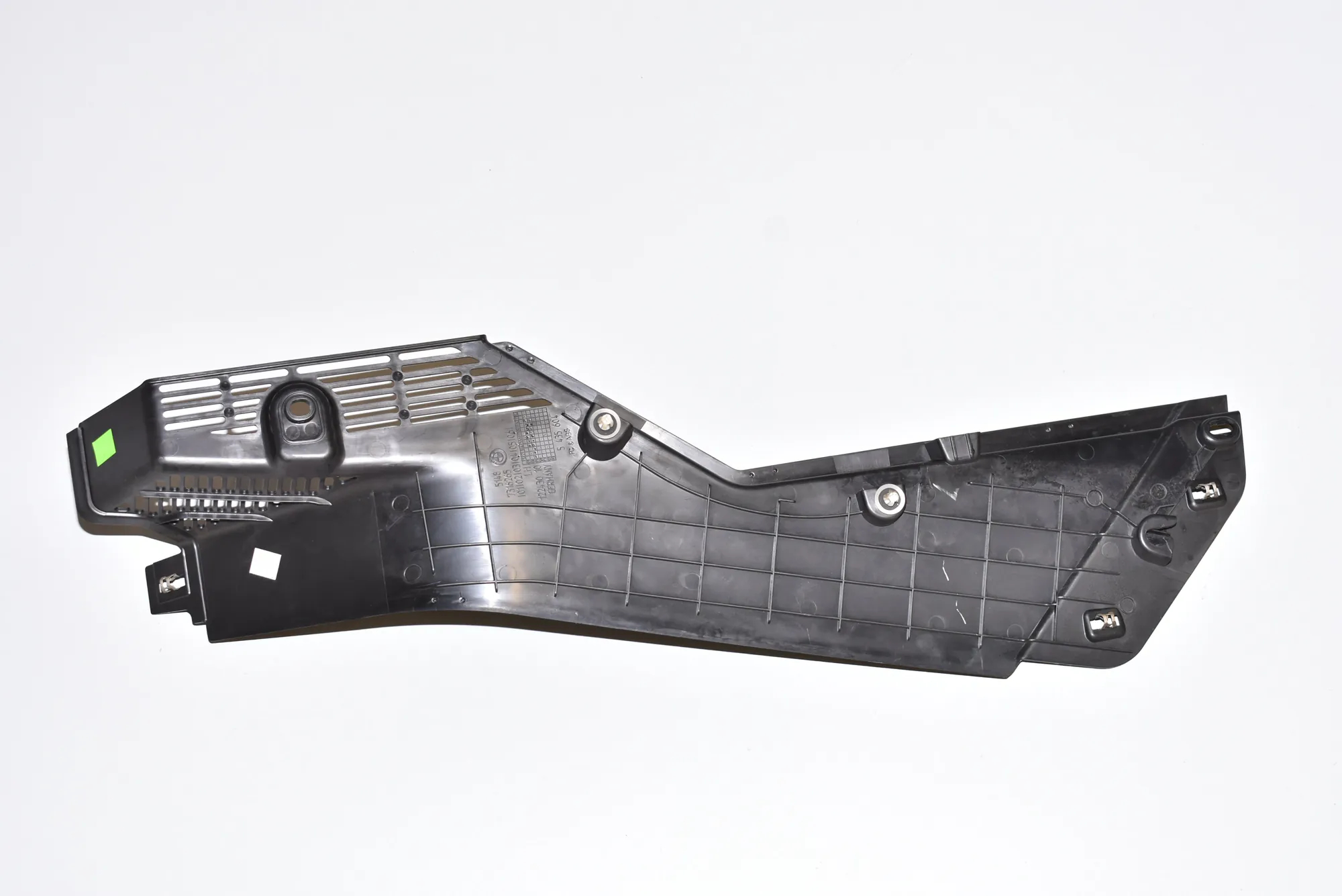 Left Side Trunk Trim – OEM 7316265 · BMW i8 (I12) BMW i8 (I12) hybrid 2018 – 3