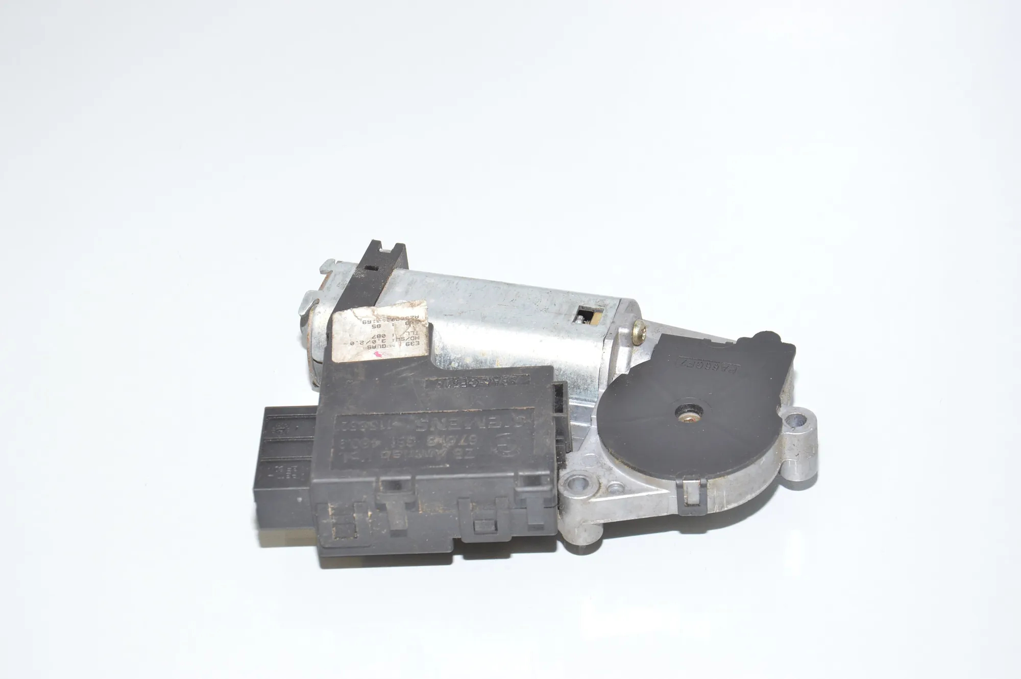Sunroof Control Module – OEM 8381480 · BMW 5 Touring (E39) BMW 5 Touring (E39) 525 d 2000 – 3