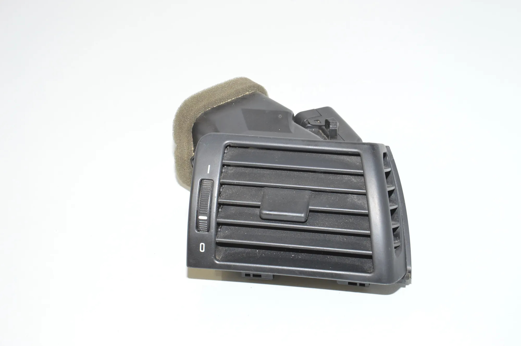 Dashboard Air Vents – OEM 8361898 · BMW 3 Coupe (E46) BMW 3 Coupe (E46) 316 Ci 2000