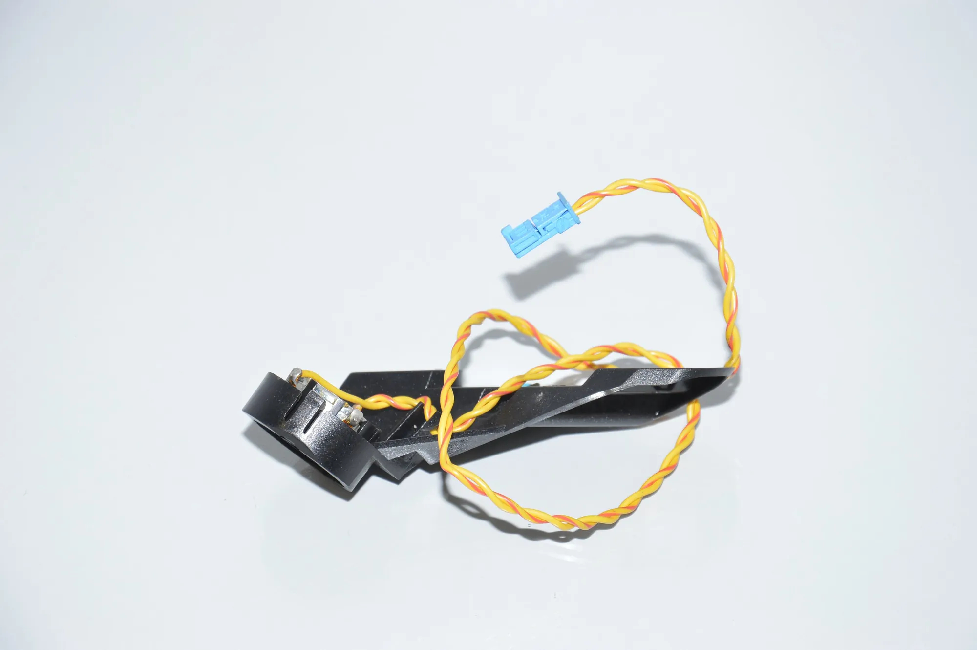Front Right Door Speaker – OEM 8362530 · BMW 5 (E39) BMW 5 (E39) 520 d 2000 – 3
