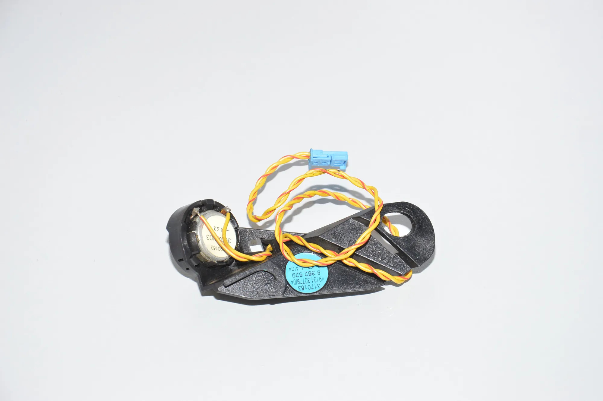 Front Left Door Speaker – OEM 8362529 · BMW 5 (E39) BMW 5 (E39) 520 d 2000 – 3