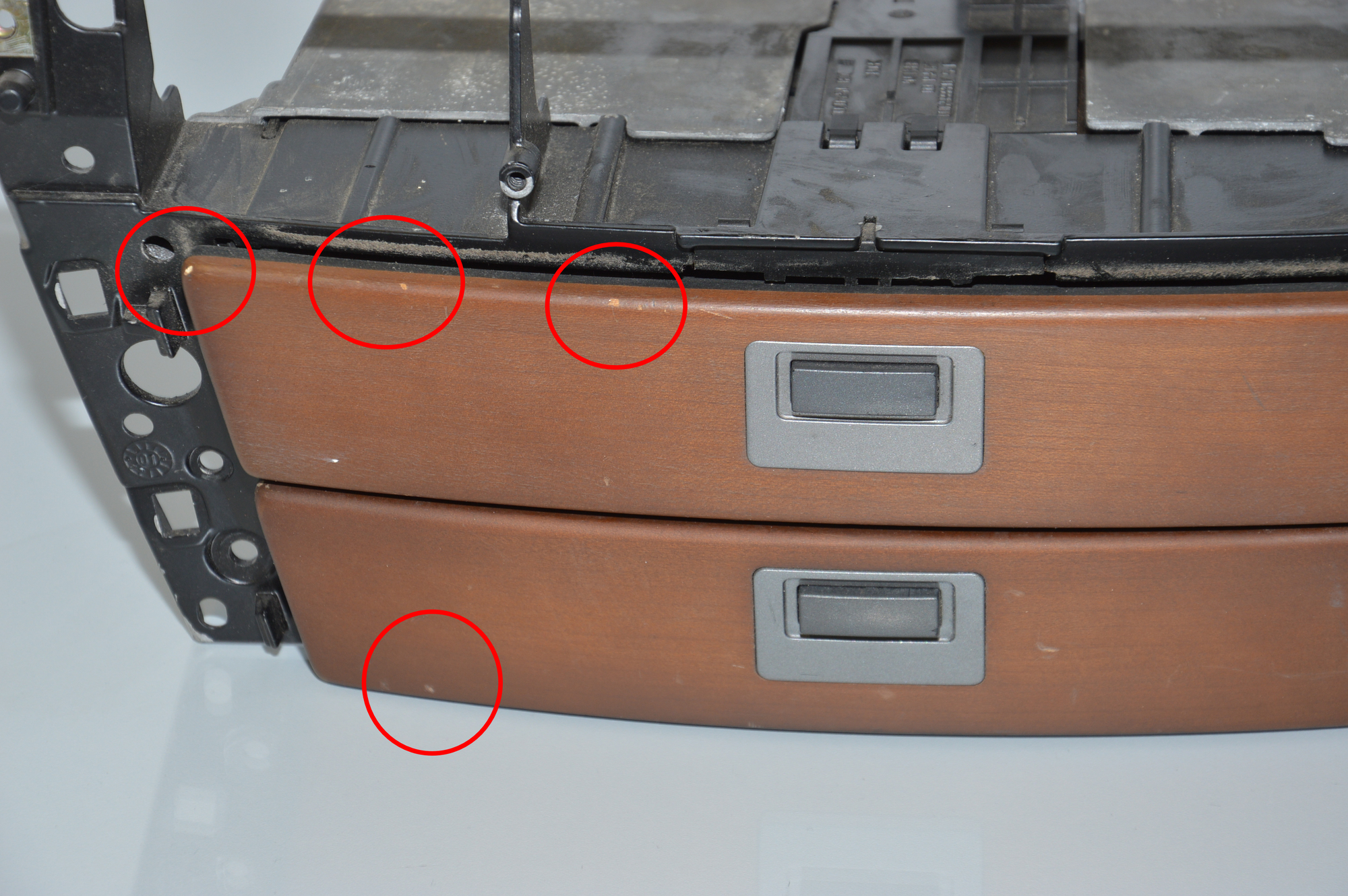 Other Interior Parts – OEM 7032886 · BMW 7 (E65, E66, E67) BMW 7 (E65, E66, E67) 730 Ld 2007 – 5