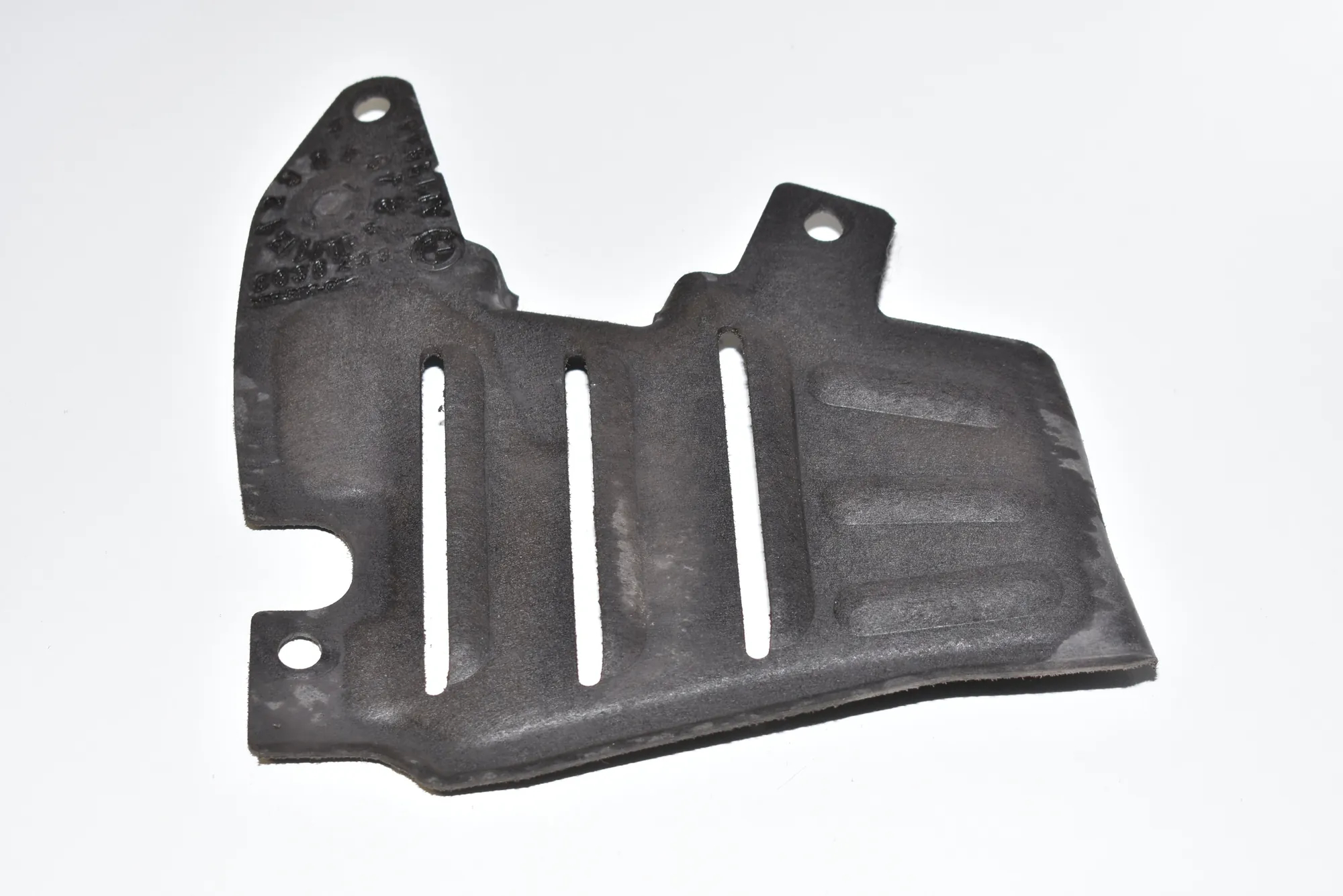 Other Body Parts – OEM 8638233 · BMW i8 (I12) BMW i8 (I12) hybrid 2016 – 3