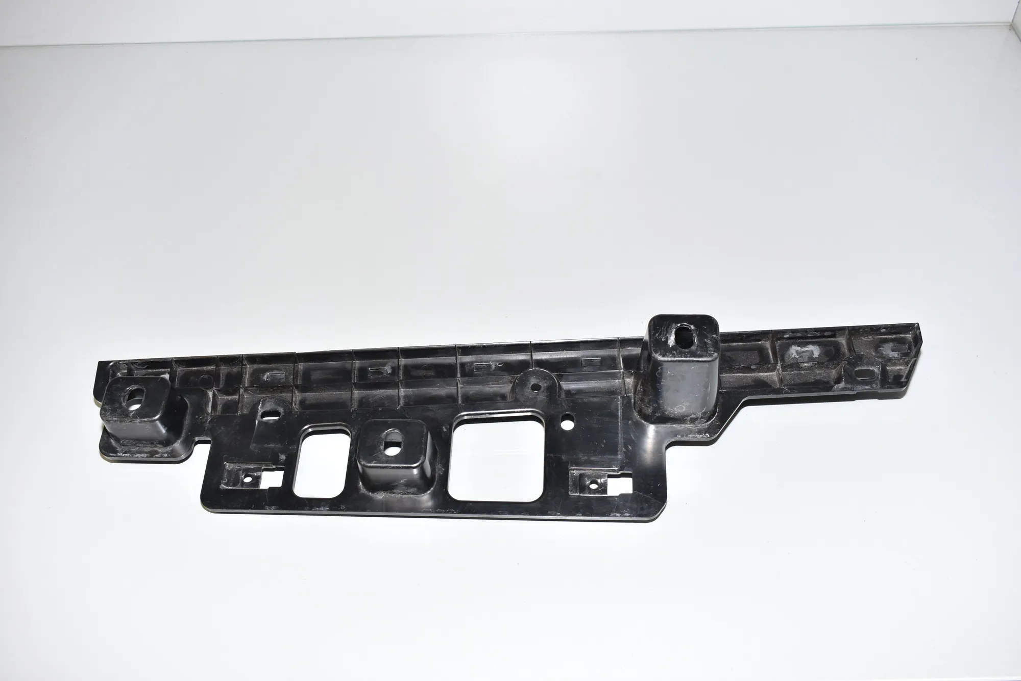 Other Body Parts – OEM 7351138 · BMW i8 (I12) BMW i8 (I12) hybrid 2016 – 2