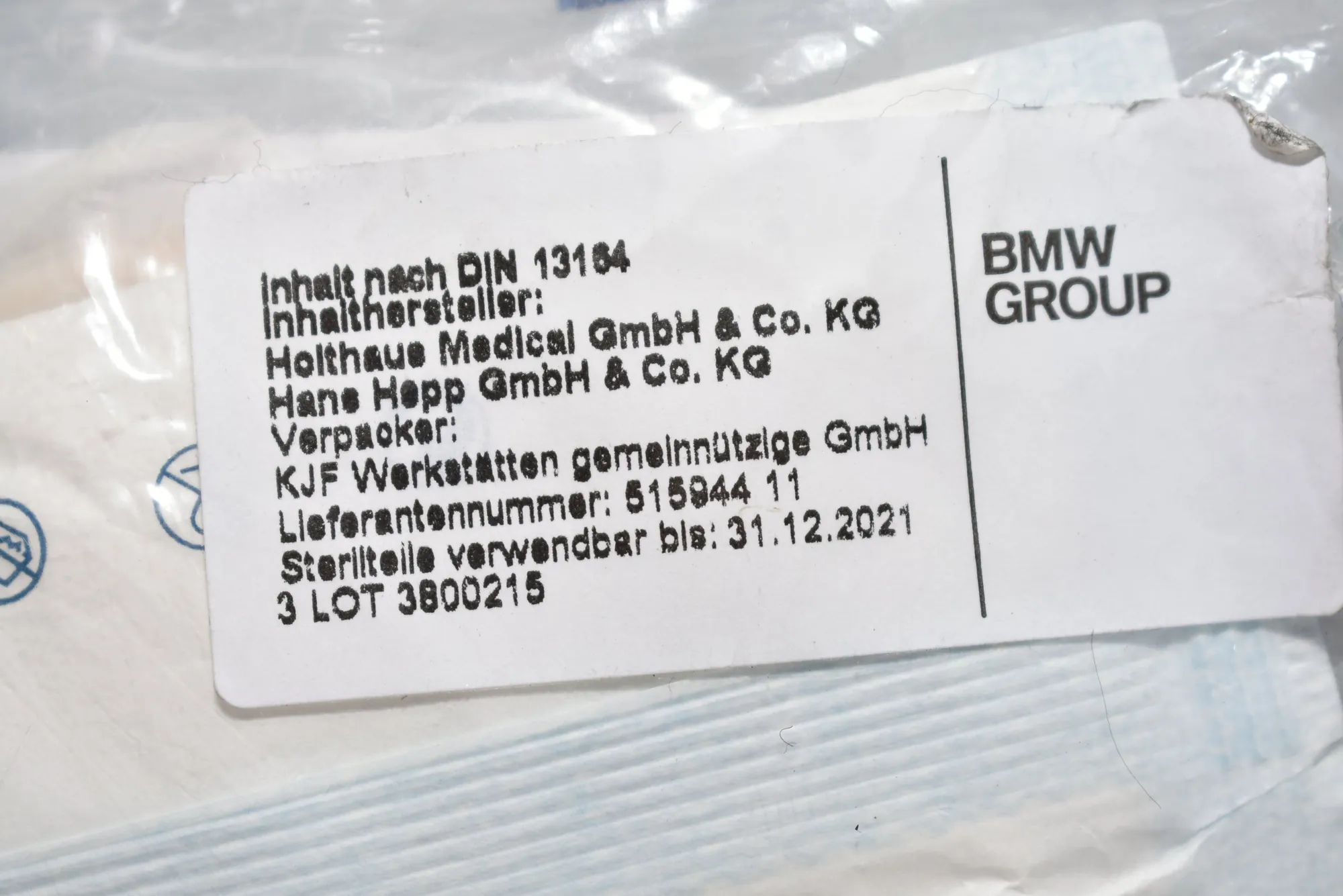 First Aid Kit – OEM 7263439 · BMW i8 (I12) BMW i8 (I12) hybrid 2016 – 4
