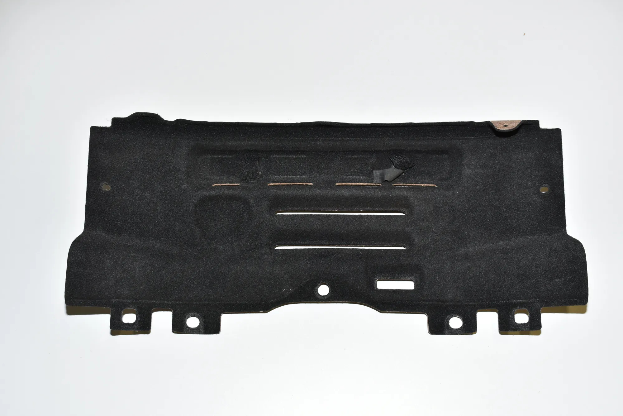 Trunk Boot Trim – OEM 7316271 · BMW i8 (I12) BMW i8 (I12) hybrid 2016 – 2