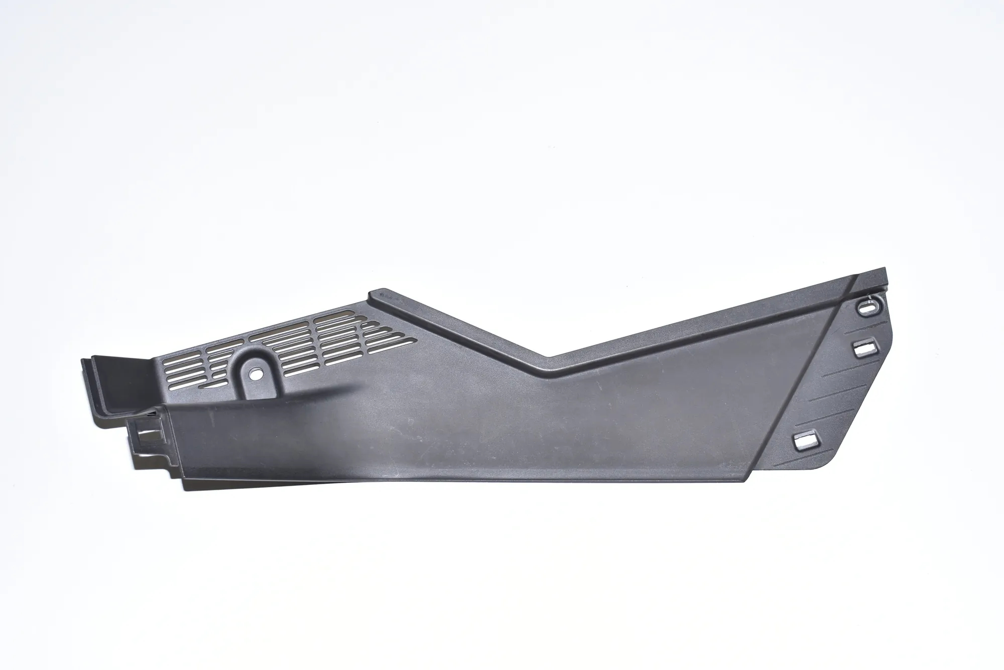 Right Side Trunk Trim – OEM 7316266 · BMW i8 (I12) BMW i8 (I12) hybrid 2016 – 2