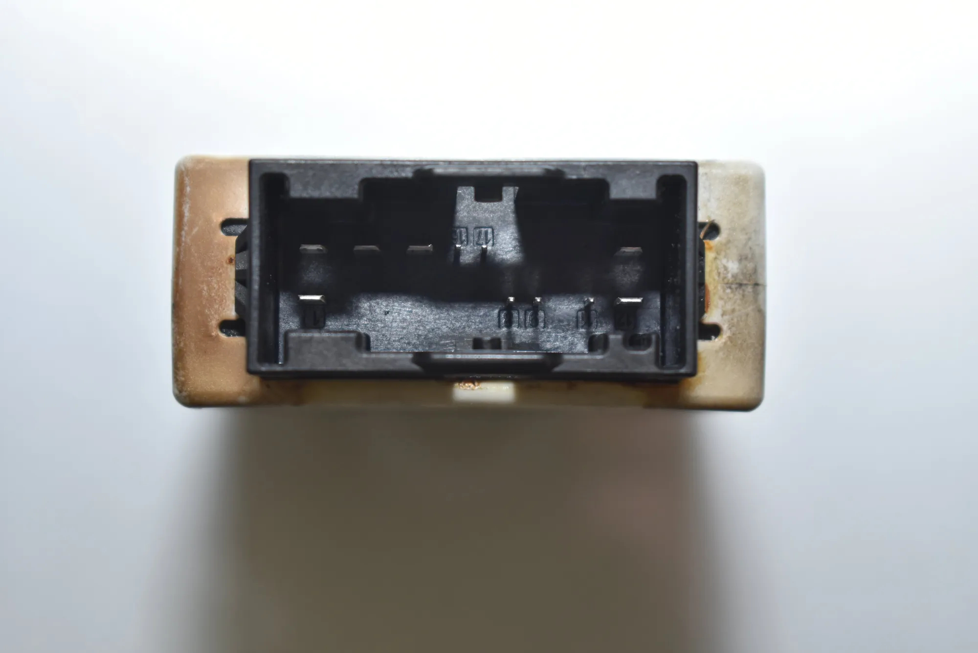 Steering Rack Control Module – OEM 6885215 · BMW F90 (2017 - -) (G30, F90) M5 2019 – 3