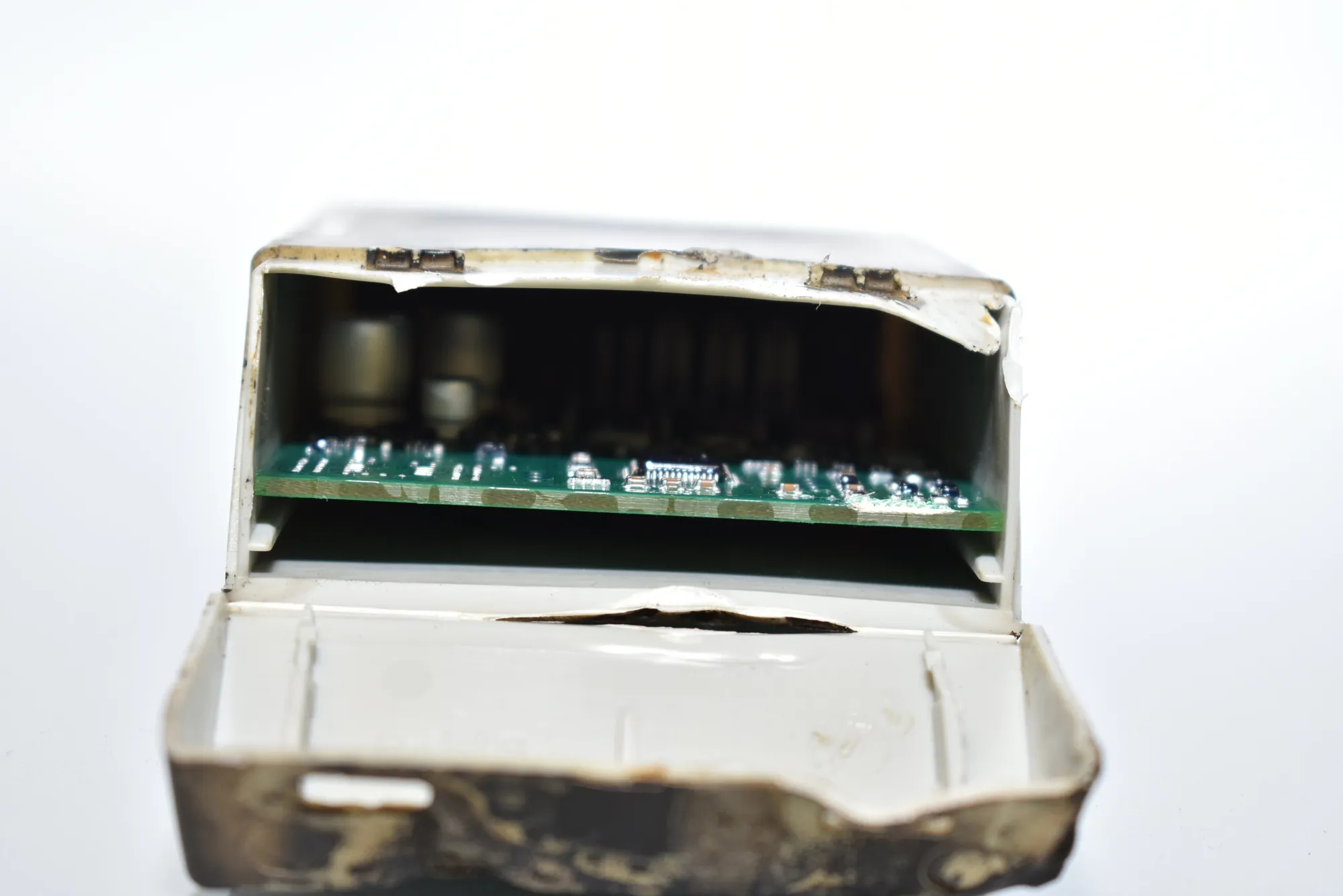 Steering Rack Control Module – OEM 6885215 · BMW F90 (2017 - -) (G30, F90) M5 2019 – 4