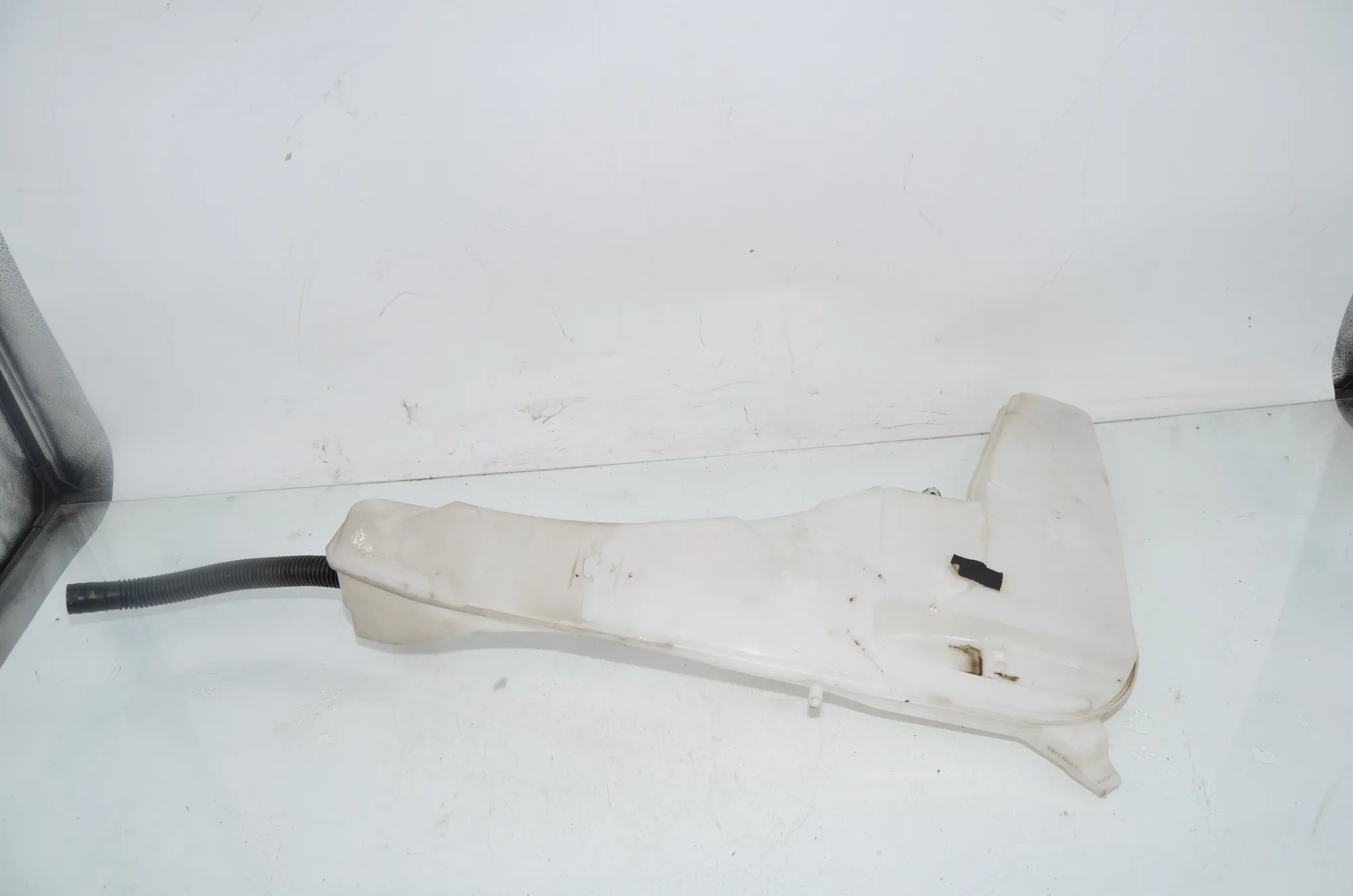 Window Washer Tank – OEM 7255827 · BMW X3 (F25) xDrive 20 d 2012