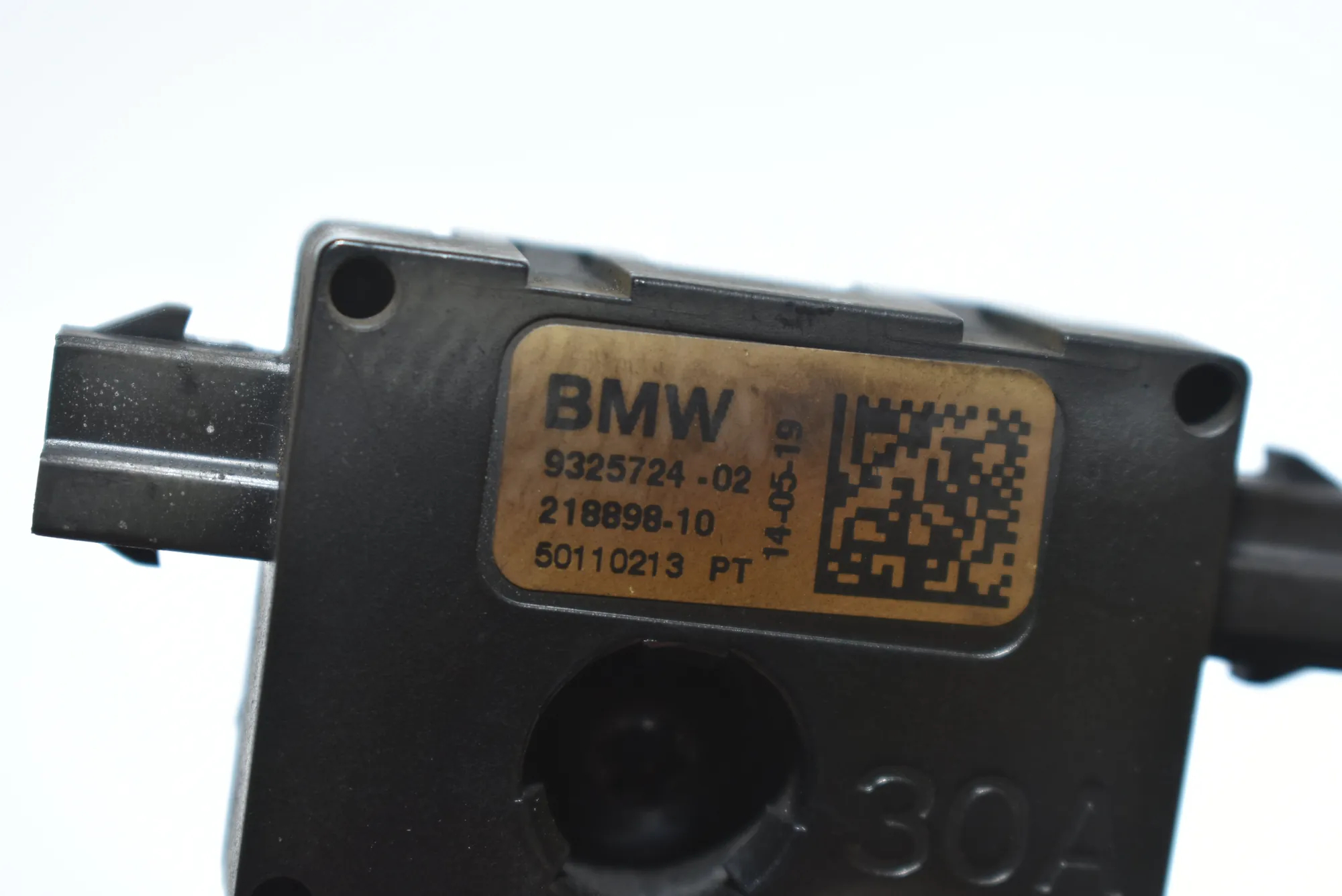 Antenna – OEM 9325724 · BMW F90 (2017 - -) (G30, F90) M5 2019 – 3