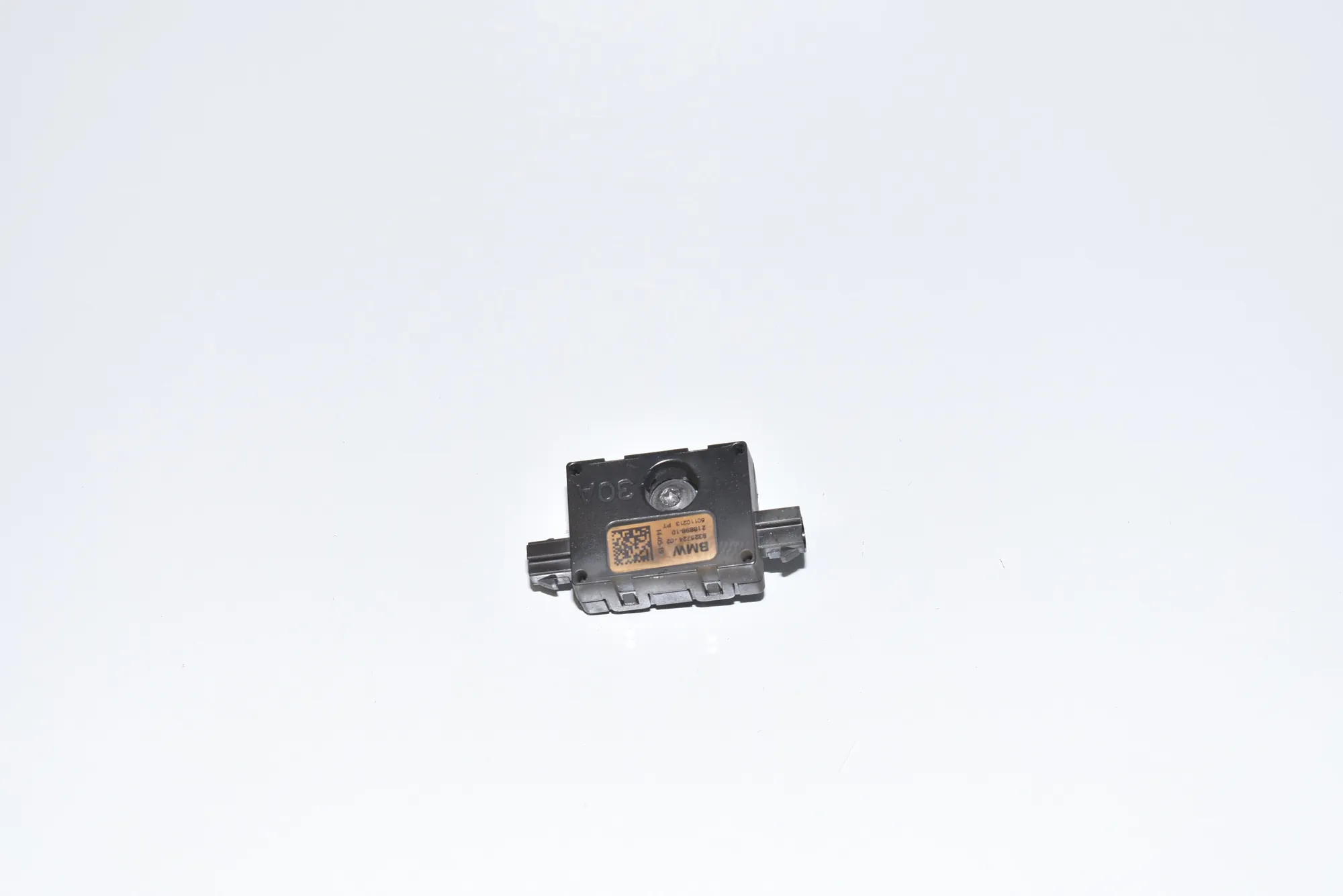 Antenna – OEM 9325724 · BMW F90 (2017 - -) (G30, F90) M5 2019