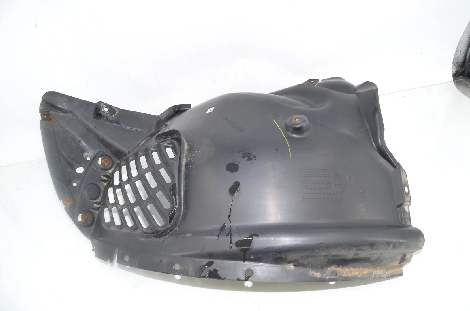 Front Left Arch Liner Front Part – OEM 7213641 · BMW X3 (F25) xDrive 20 d 2012 – 3