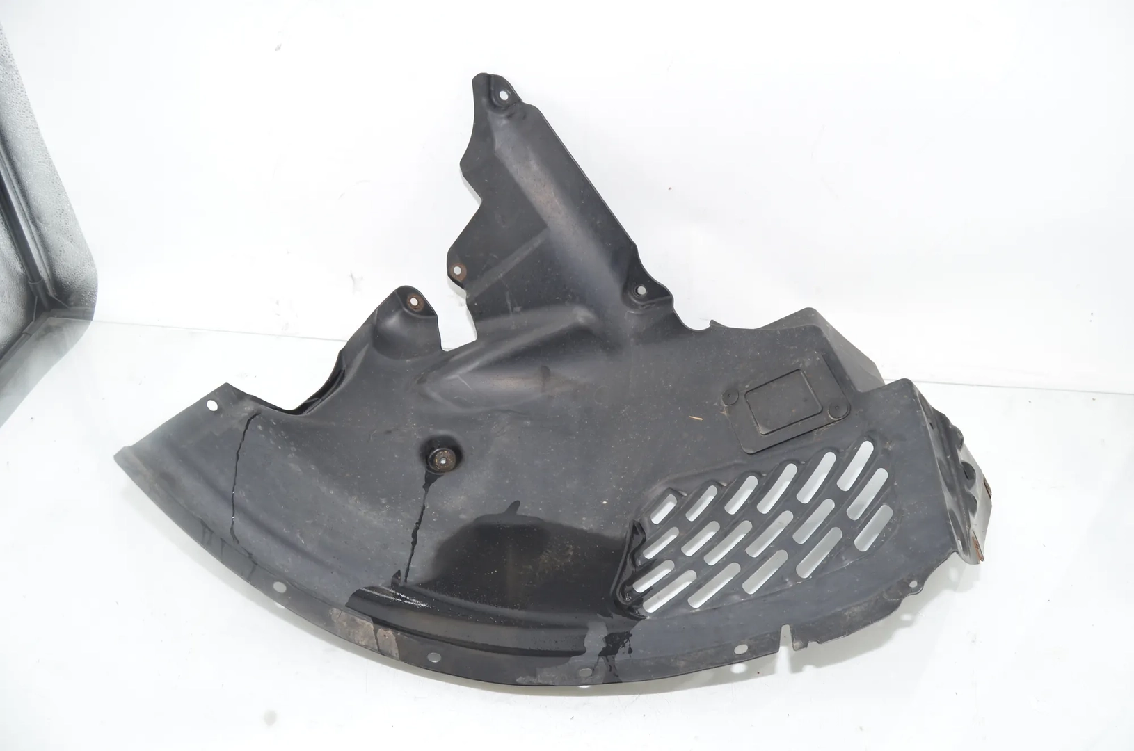 Front Left Arch Liner Front Part – OEM 7213641 · BMW X3 (F25) xDrive 20 d 2012 – 2